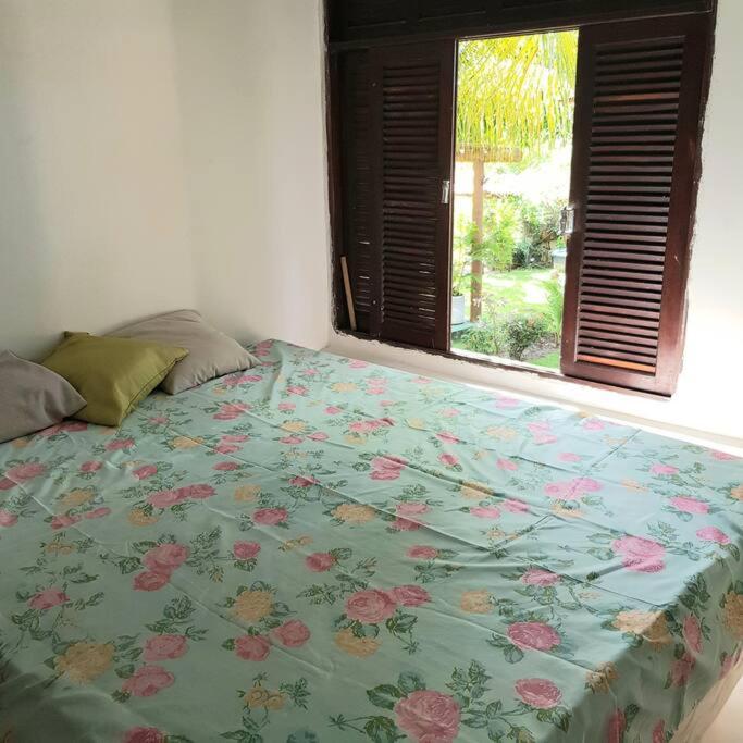 Five-Bedroom House photo 1