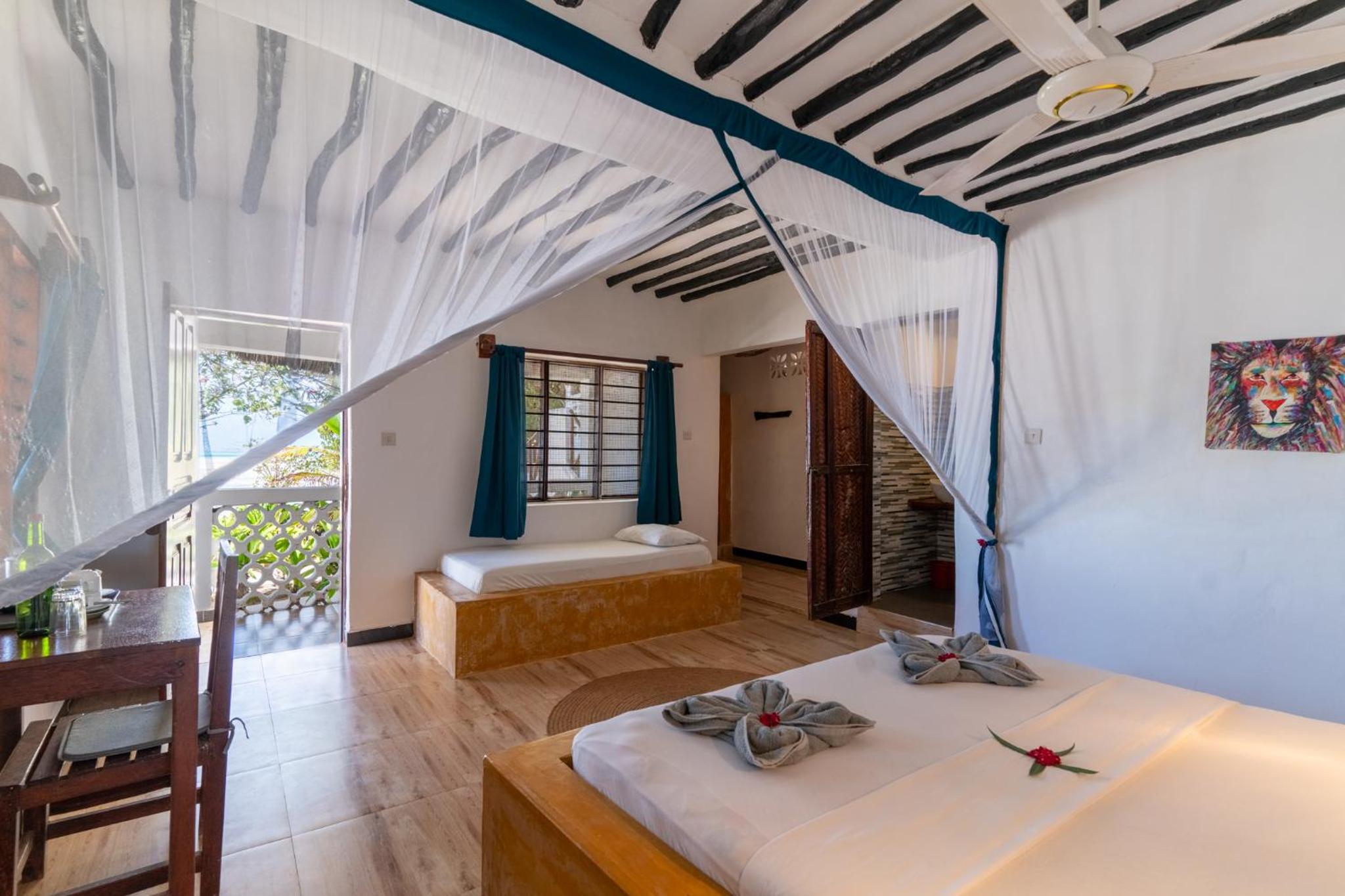 Triple Room With Sea View photo 3