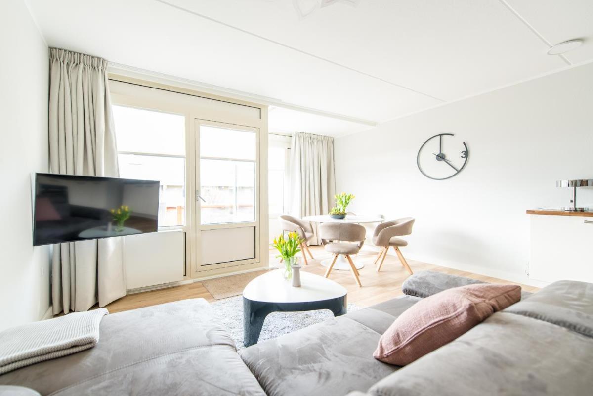 Apartment photo 2