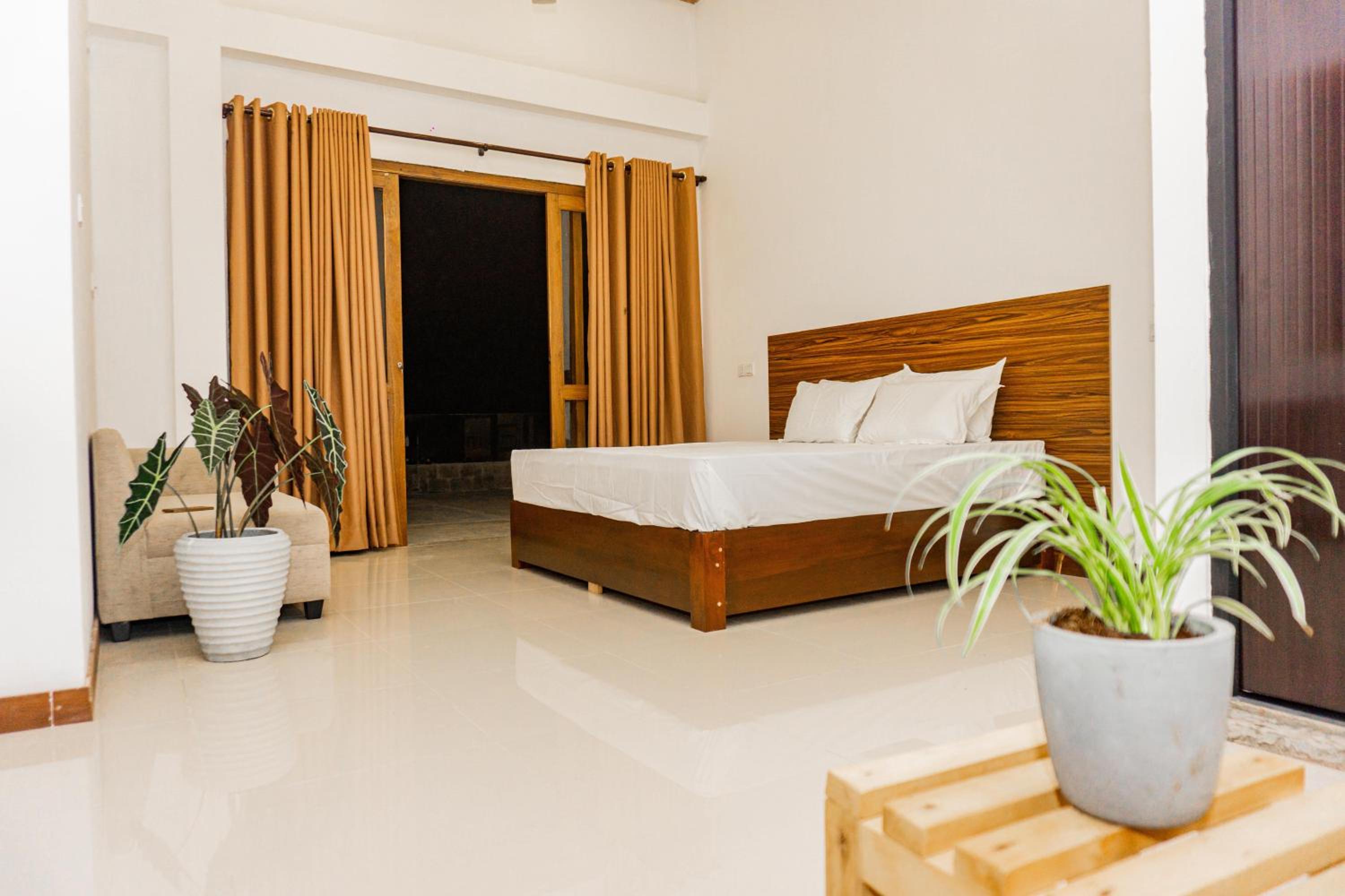 Deluxe Suite with Sea View photo 2