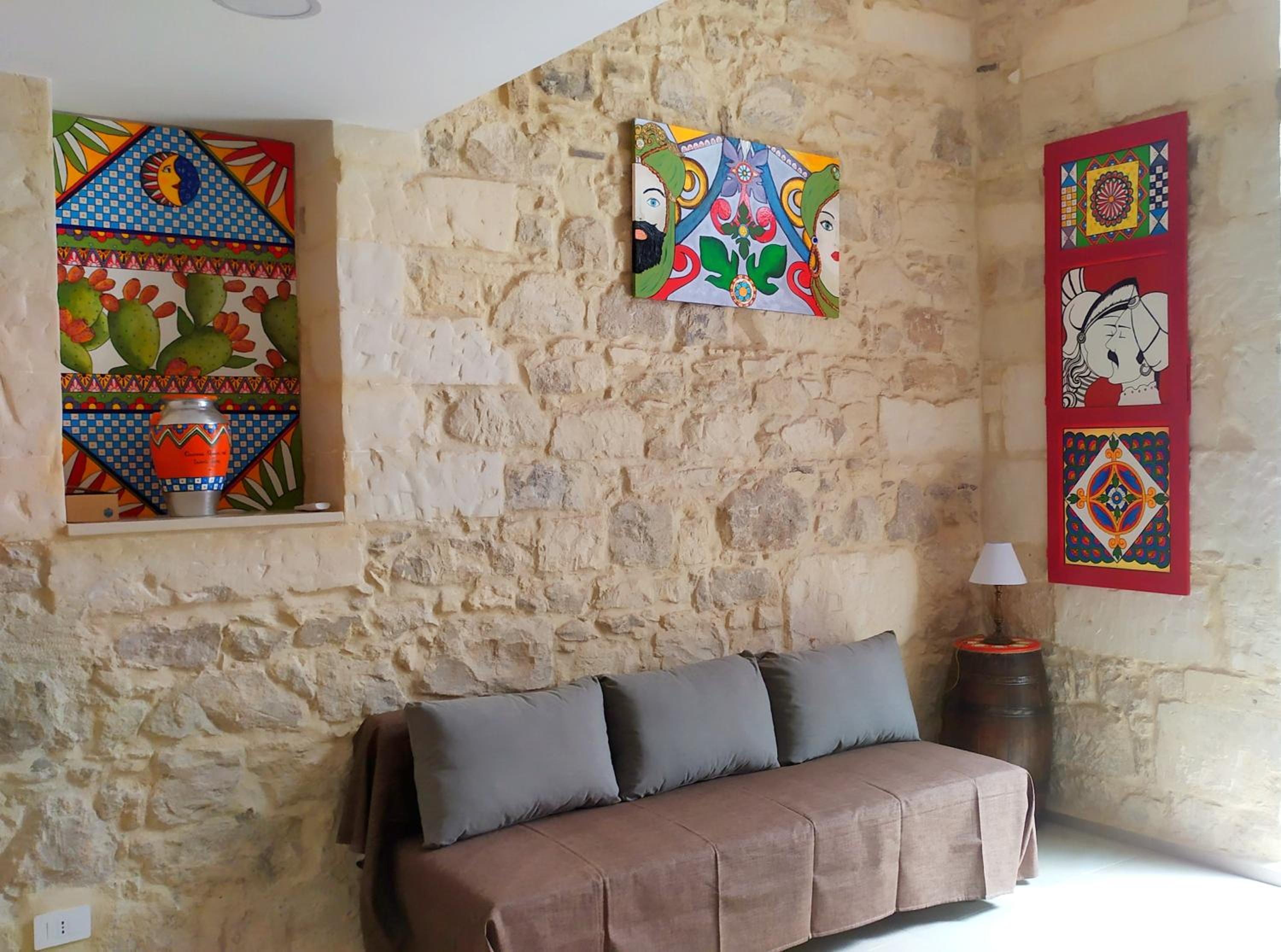 Studio - Split Level