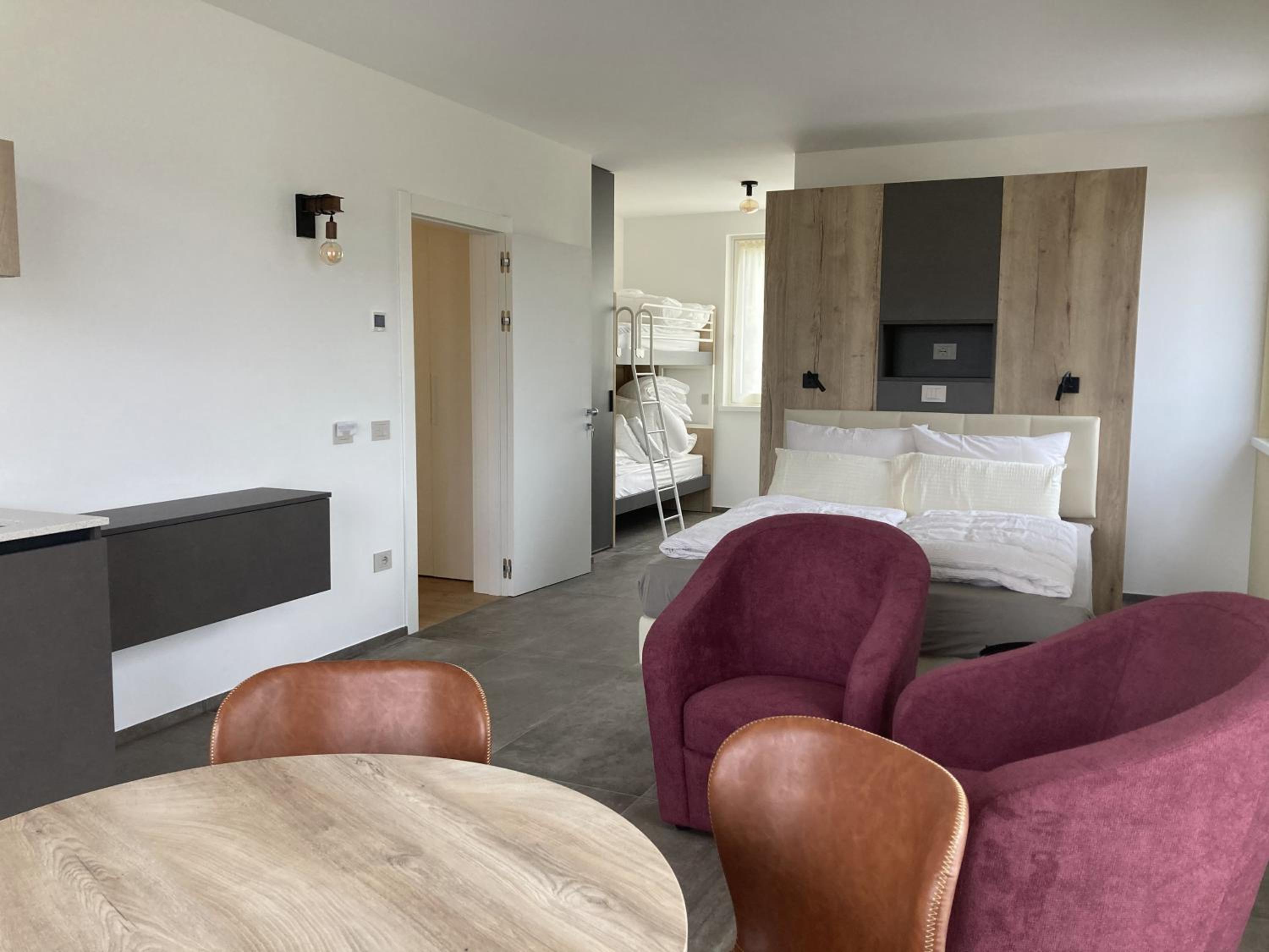 Apartment with Terrace photo 3
