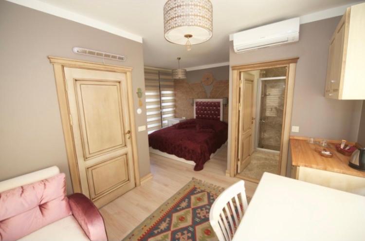Deluxe Double Room with Balcony and Sea View photo 1