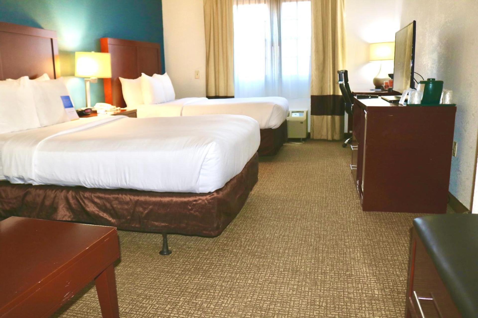 Double Suite - Disability Access - Photo 2
