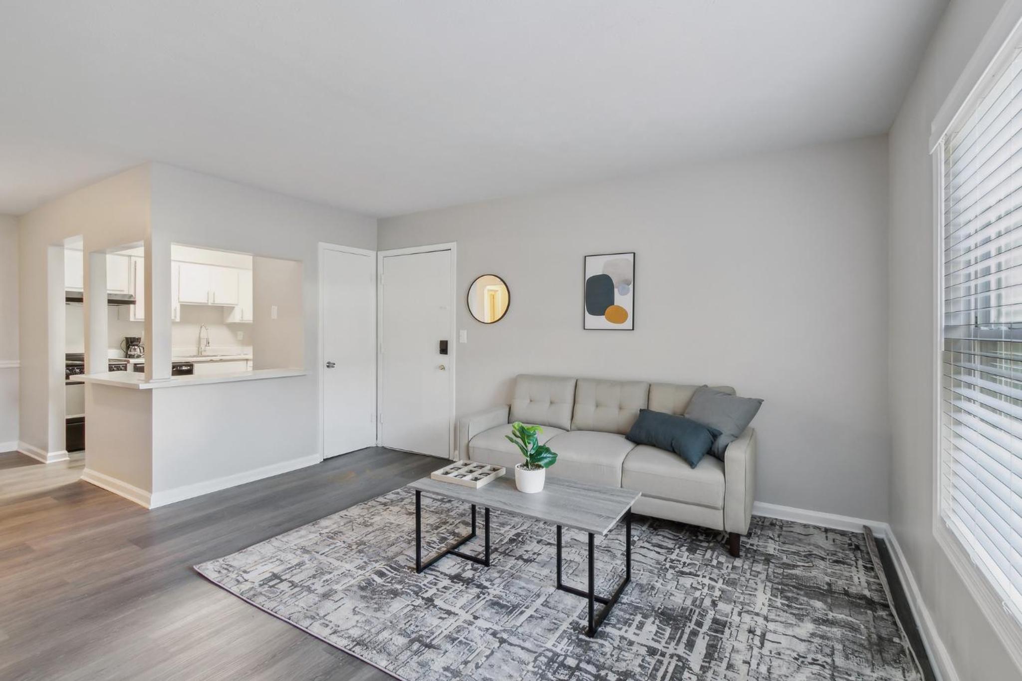 Apartment photo 3