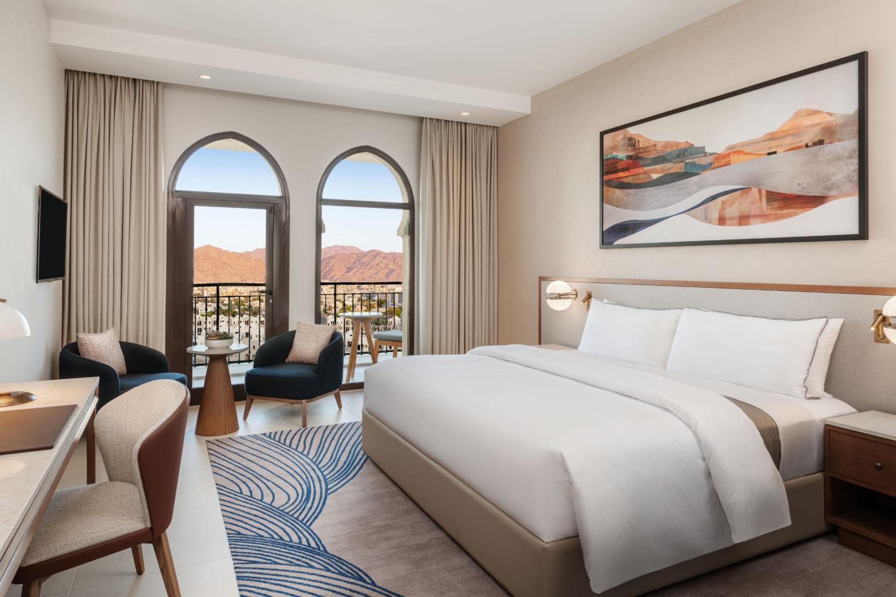 Superior King Room with Balcony - Pool View - Photo 3