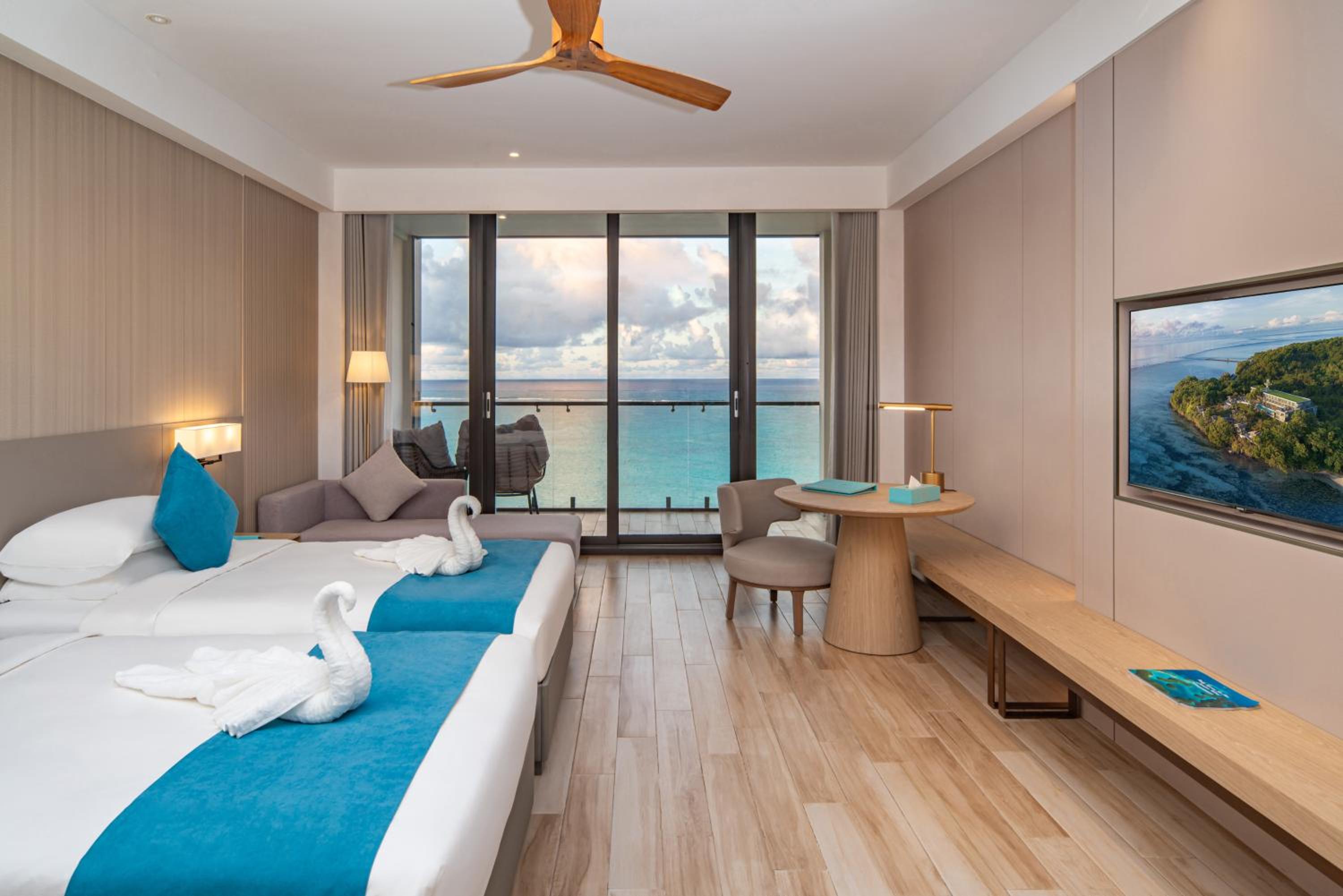 Panoramic Ocean View Room  photo 3