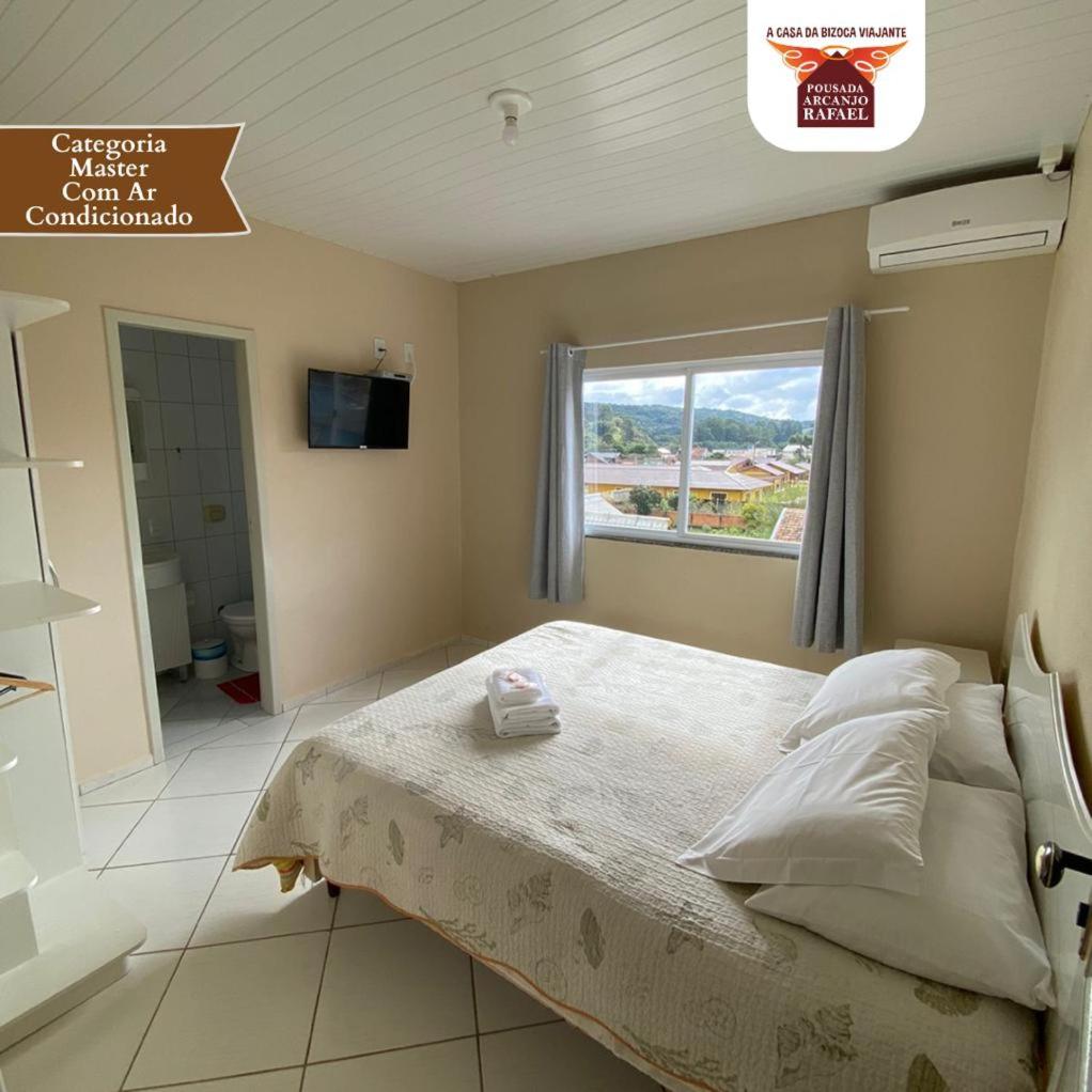 Deluxe Suite photo 1