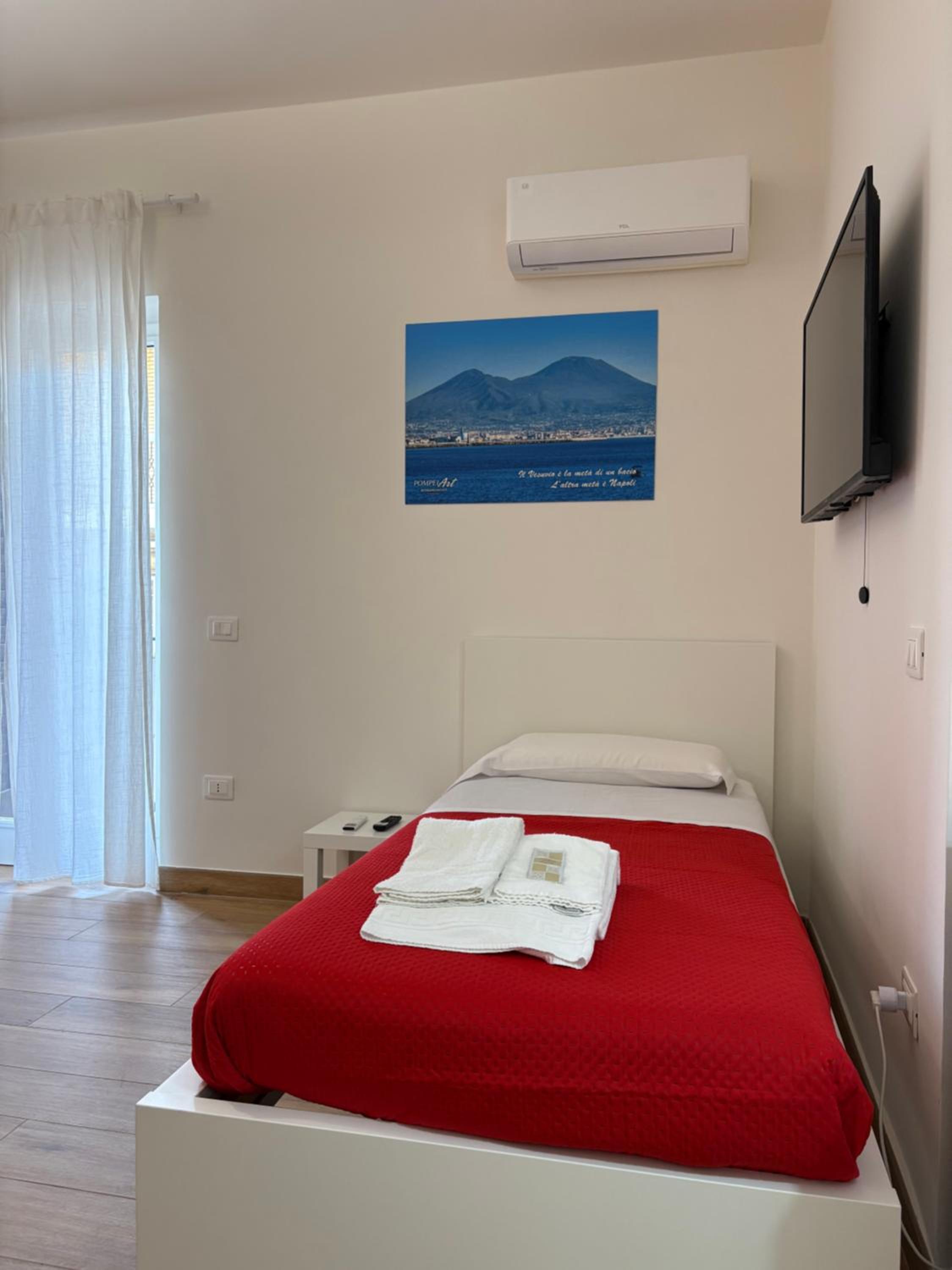 Deluxe Quadruple Room photo 2