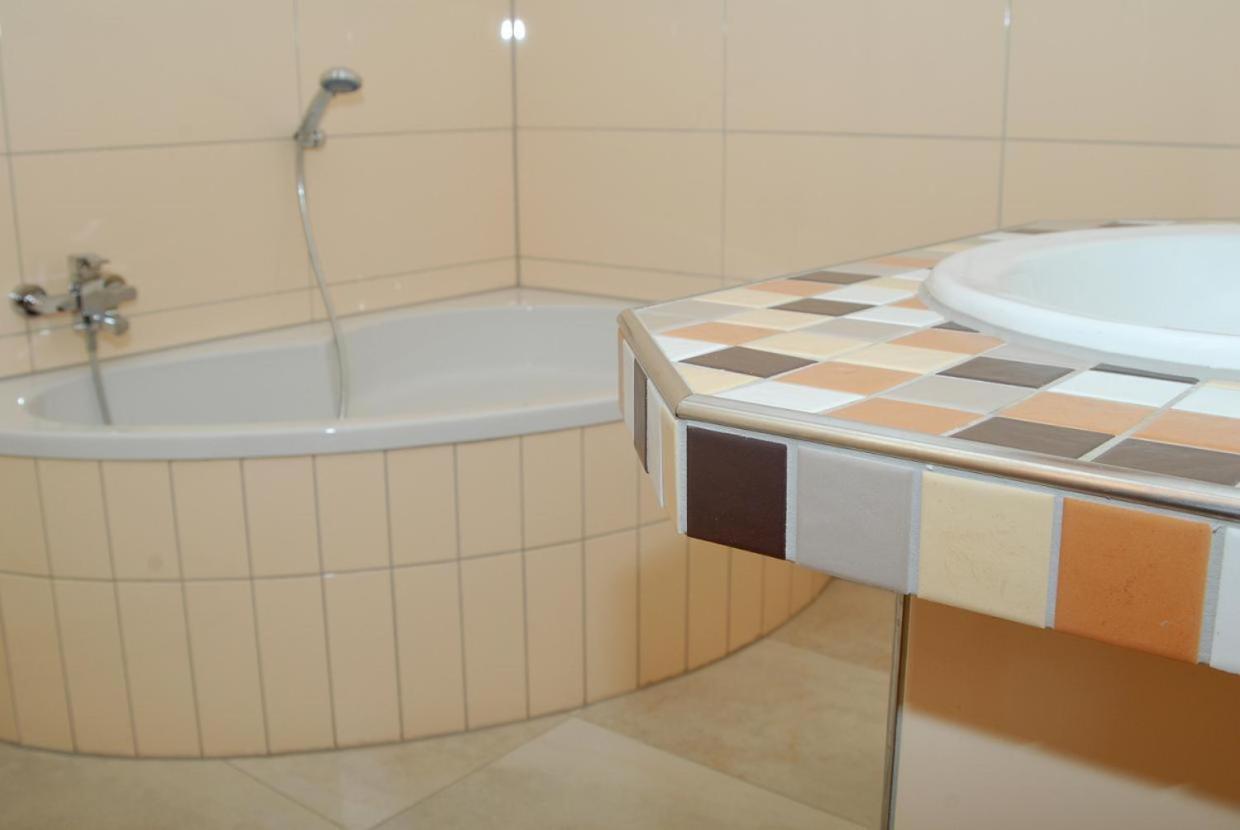 Comfort Double Room - Photo 16