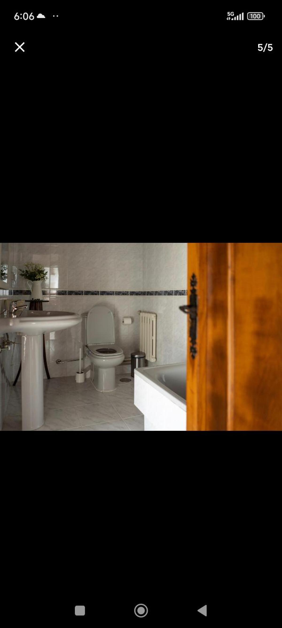 Double Room With Private Bathroom
