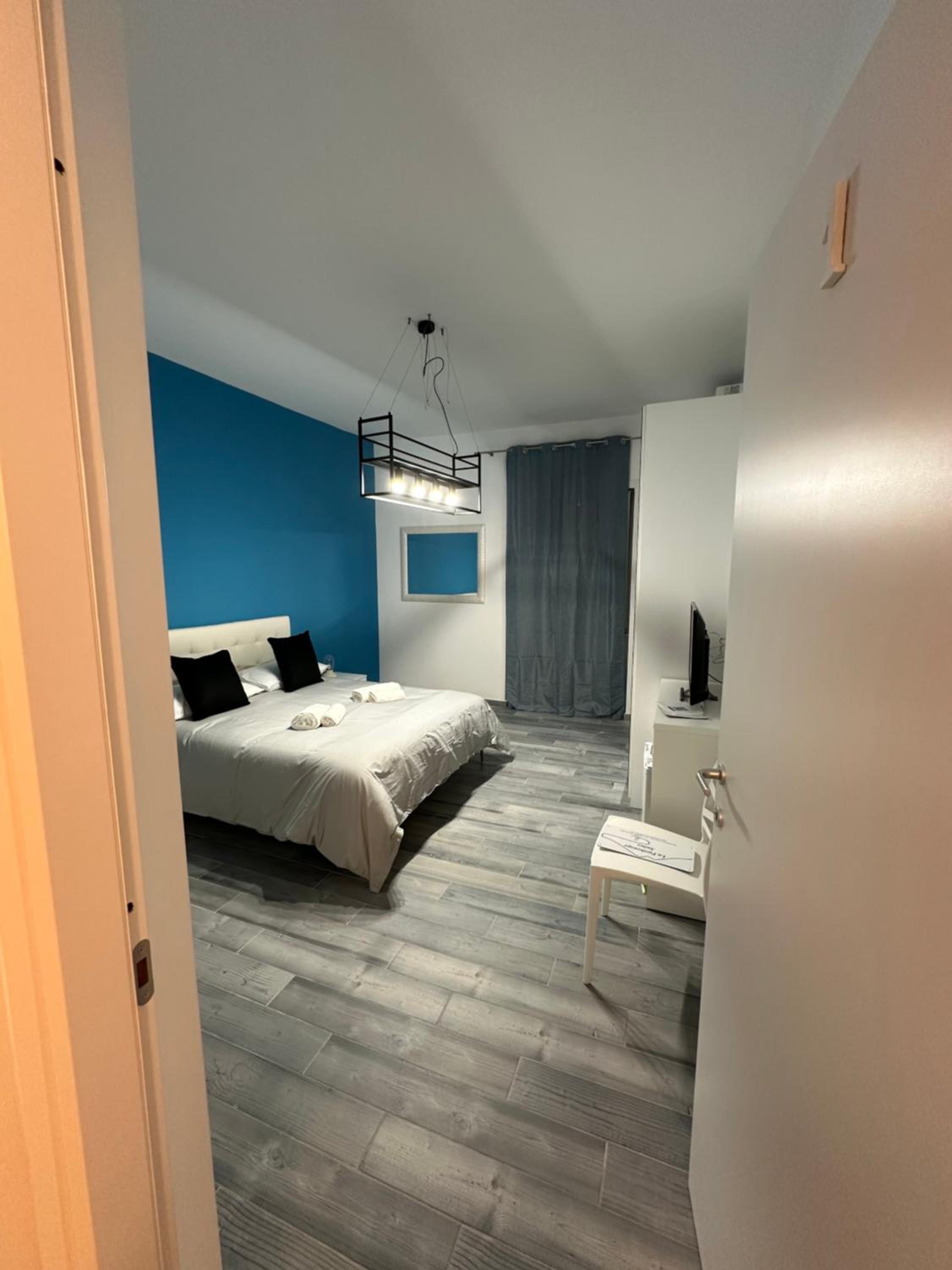 Large Double Room photo 3