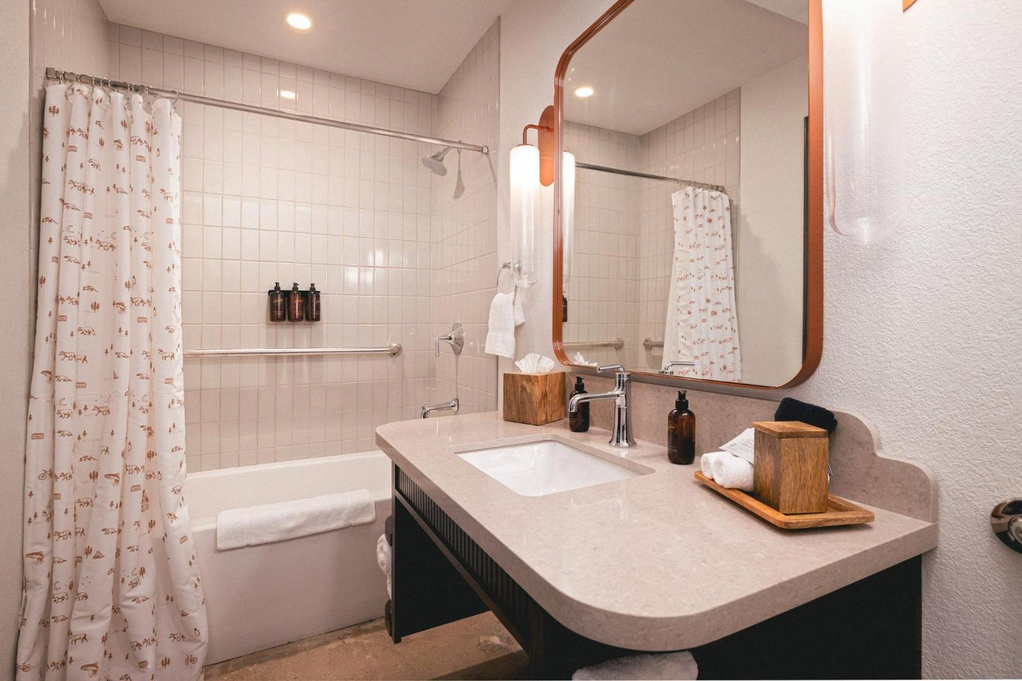 King Room - Disability Access/Ground Floor - Photo 14