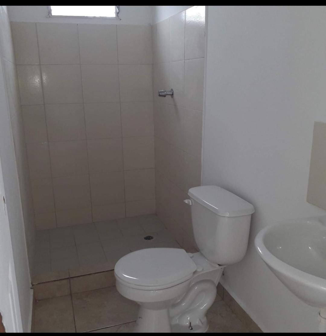 One-Bedroom House photo 3