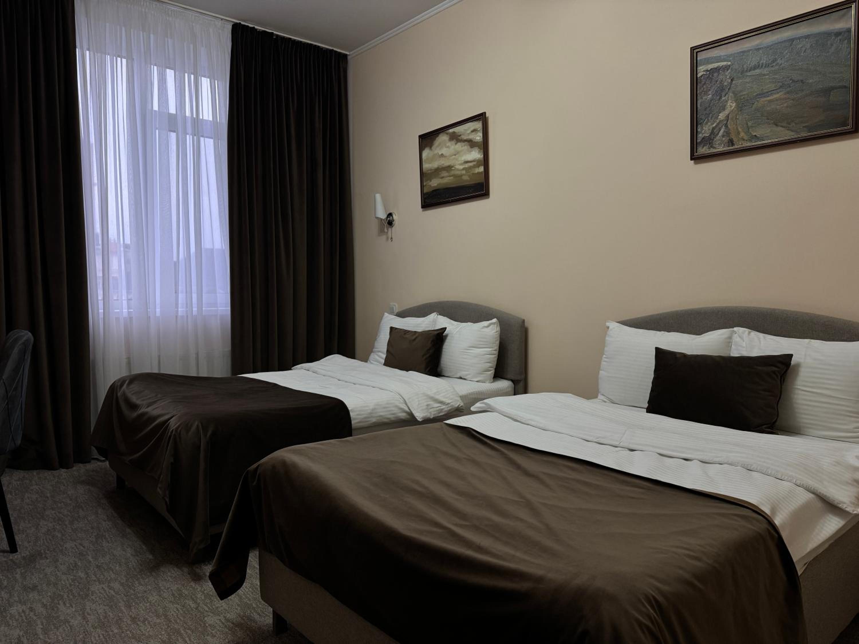Double or Twin Room photo 2