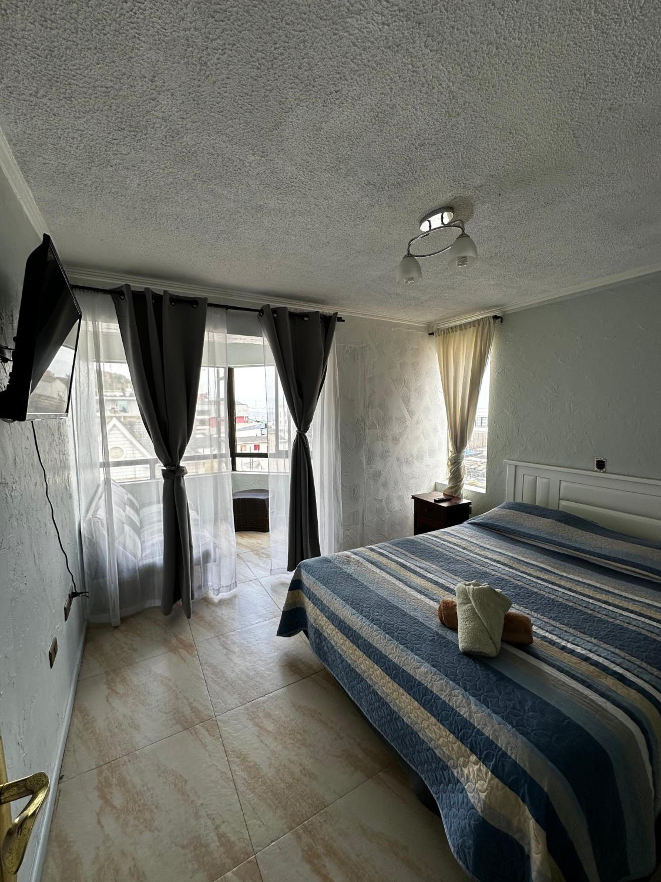 One-Bedroom Apartment with Sea View and Terrace