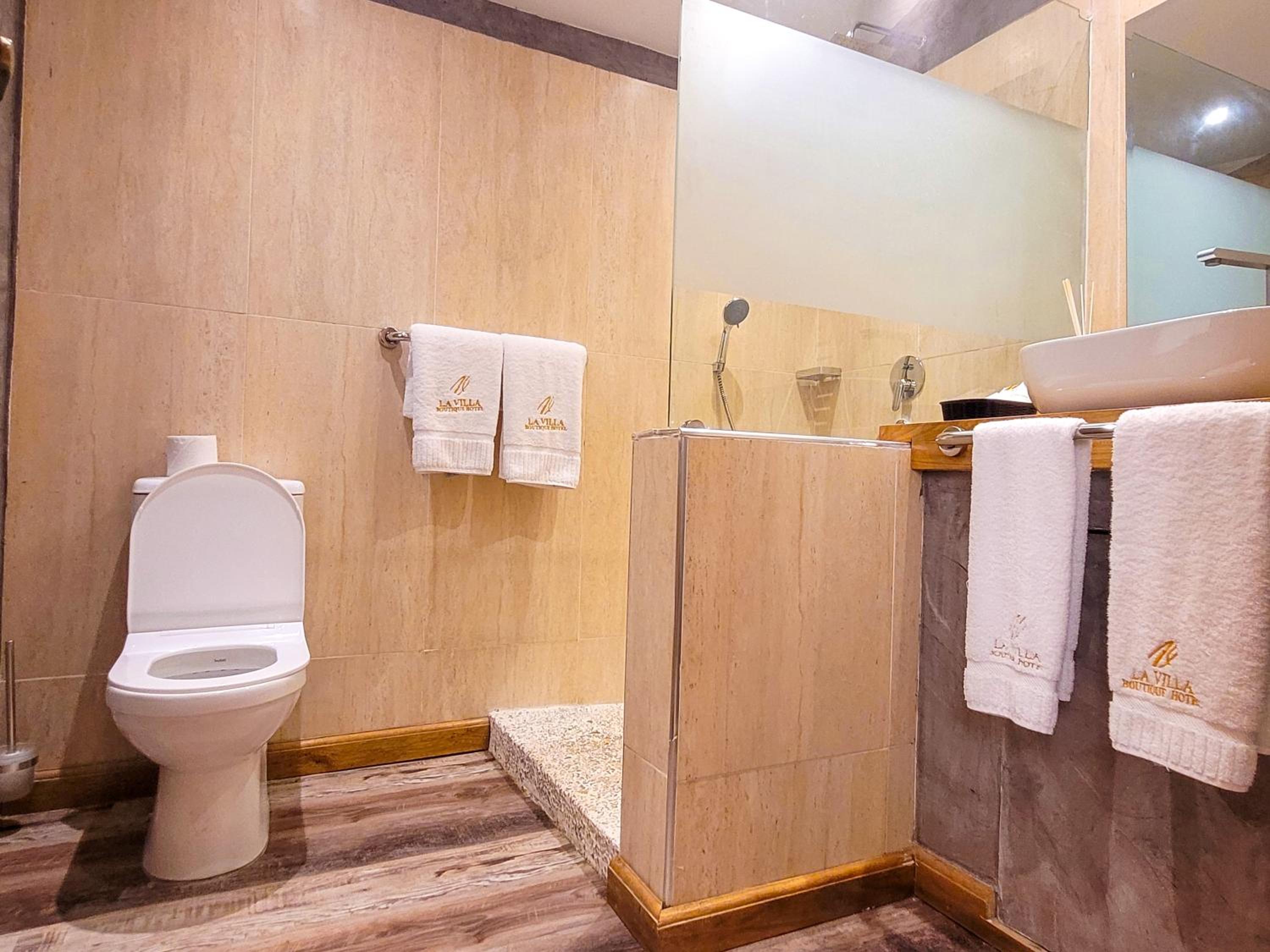 Executive Suite photo 2