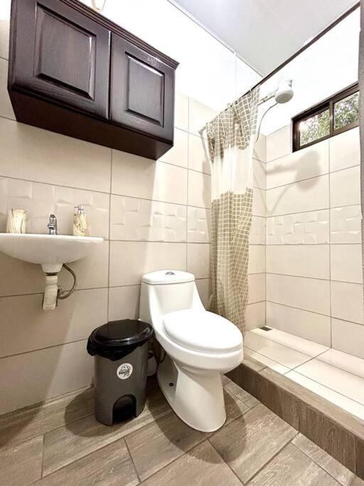 One-Bedroom House photo 2