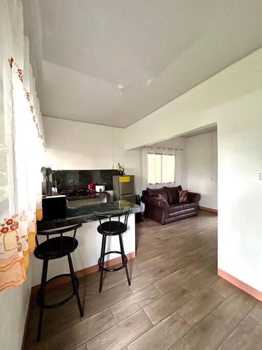 One-Bedroom House photo 3