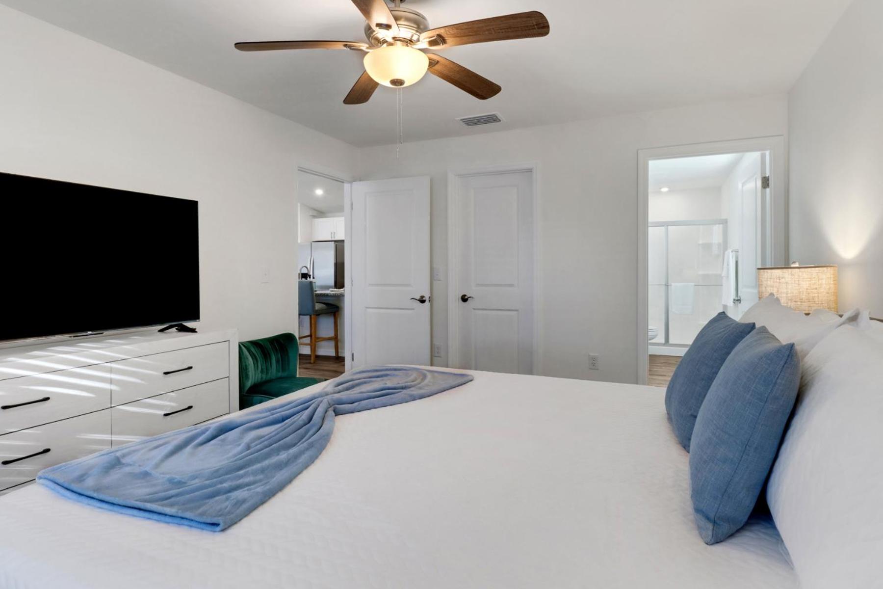 Four-Bedroom House photo 1