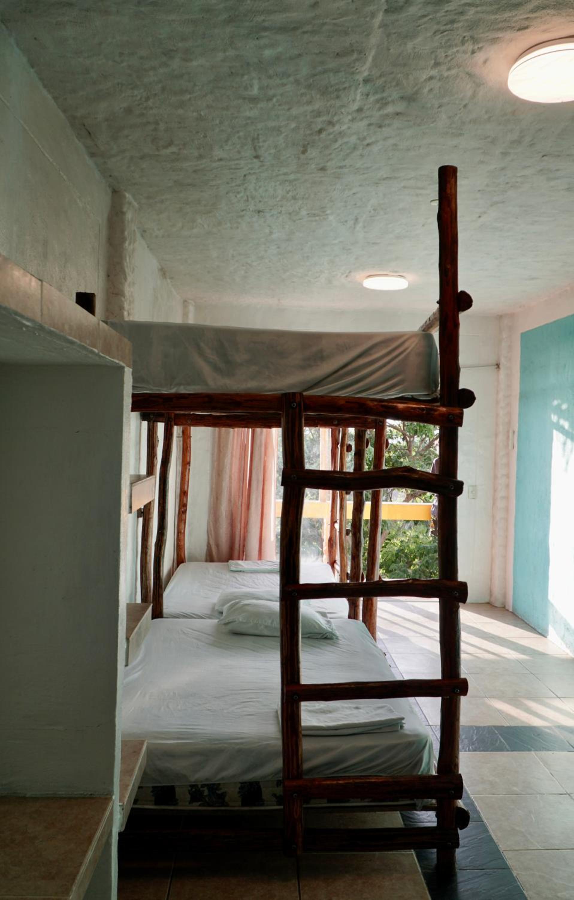 Single Bed In 6-Bed Dormitory Room photo 2