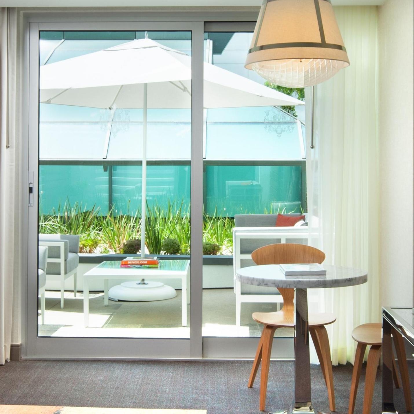 Terrace Room, Guest room, King, Garden view thumbnail 5