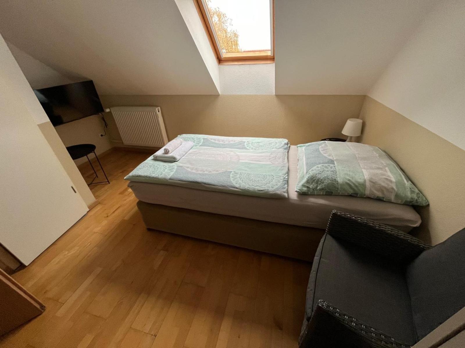 Single Room with Shower photo 2