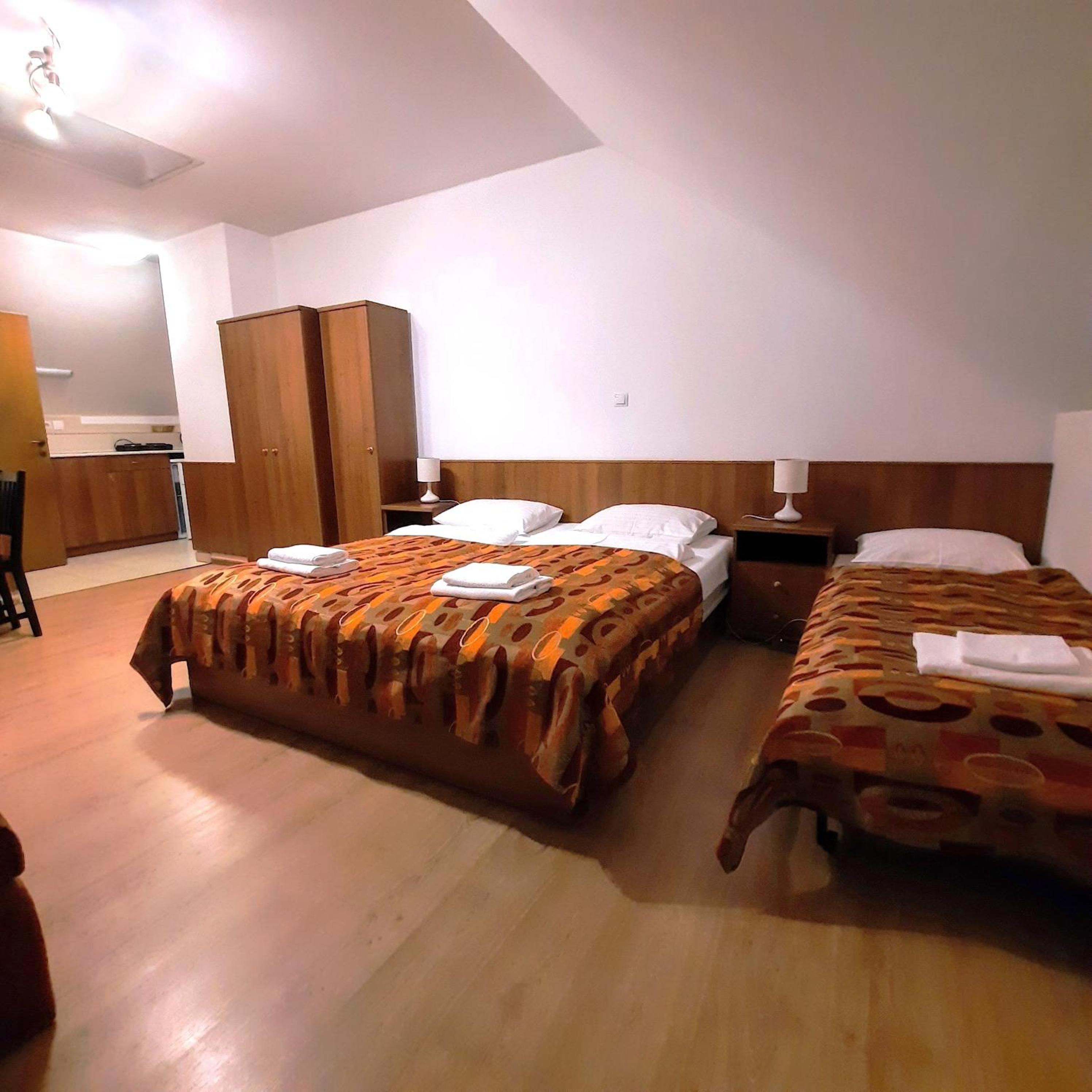 One-Bedroom Apartment - Photo 9