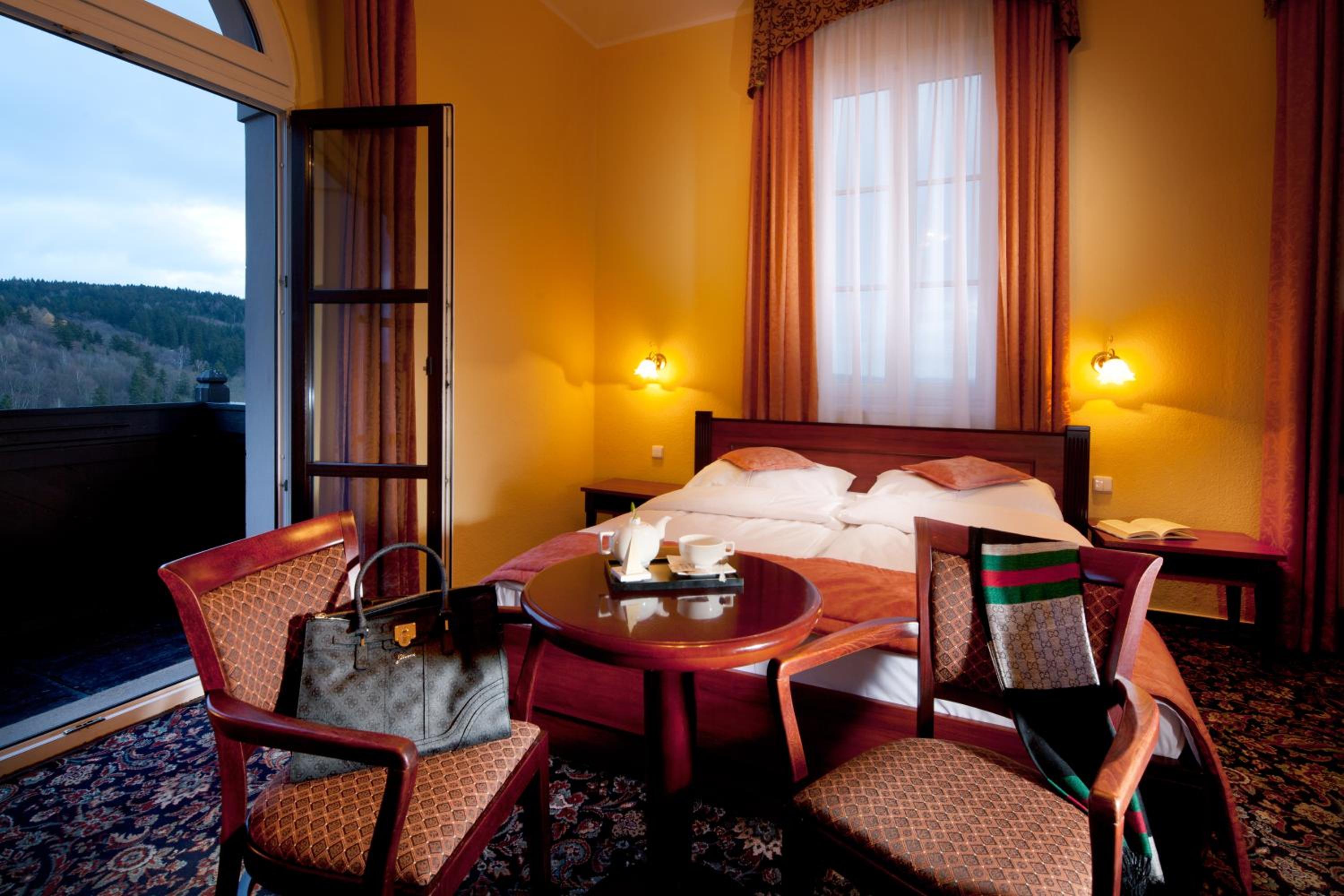 Deluxe Double Room with Balcony photo 1