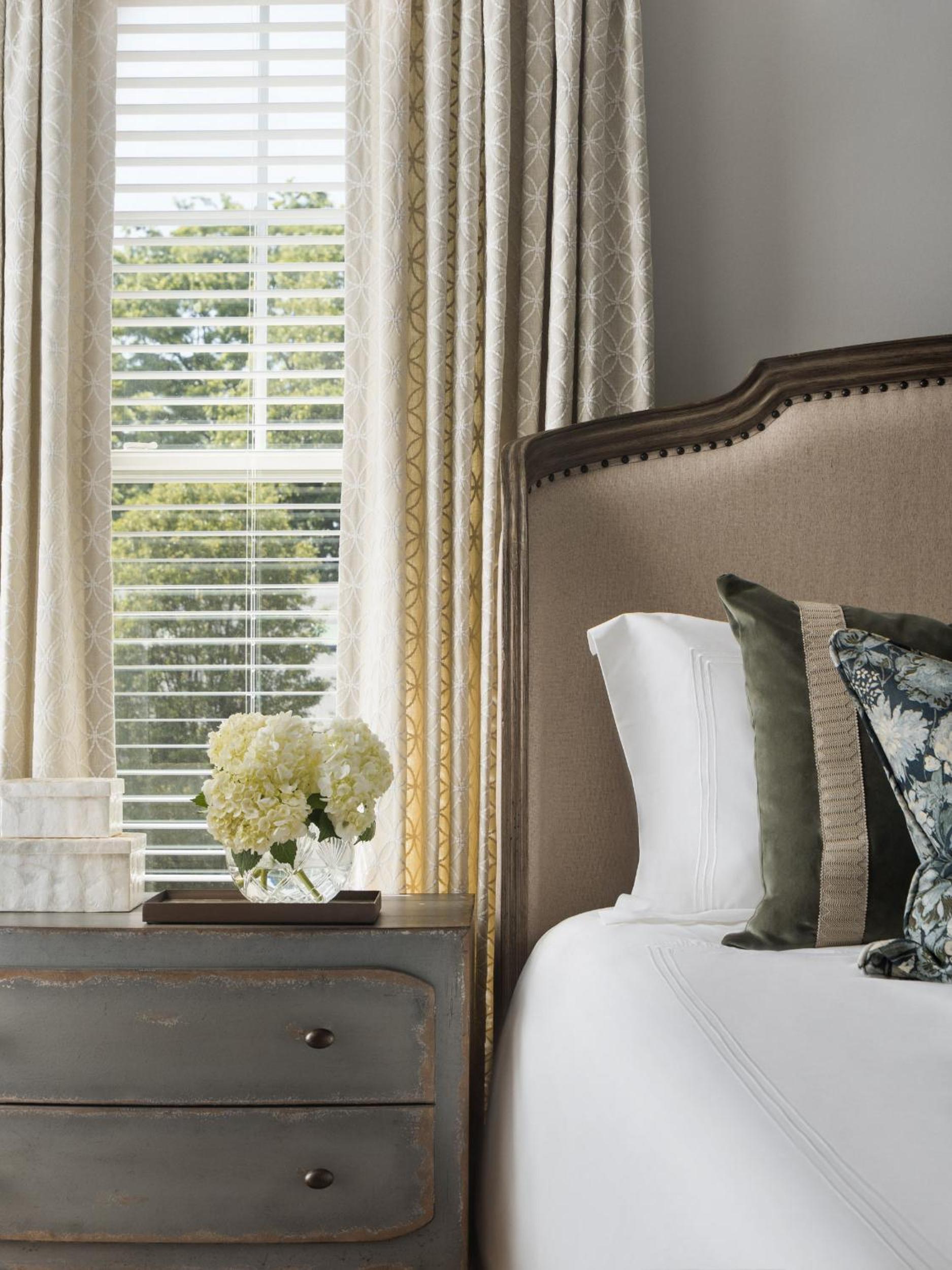 Deluxe King Room photo 2
