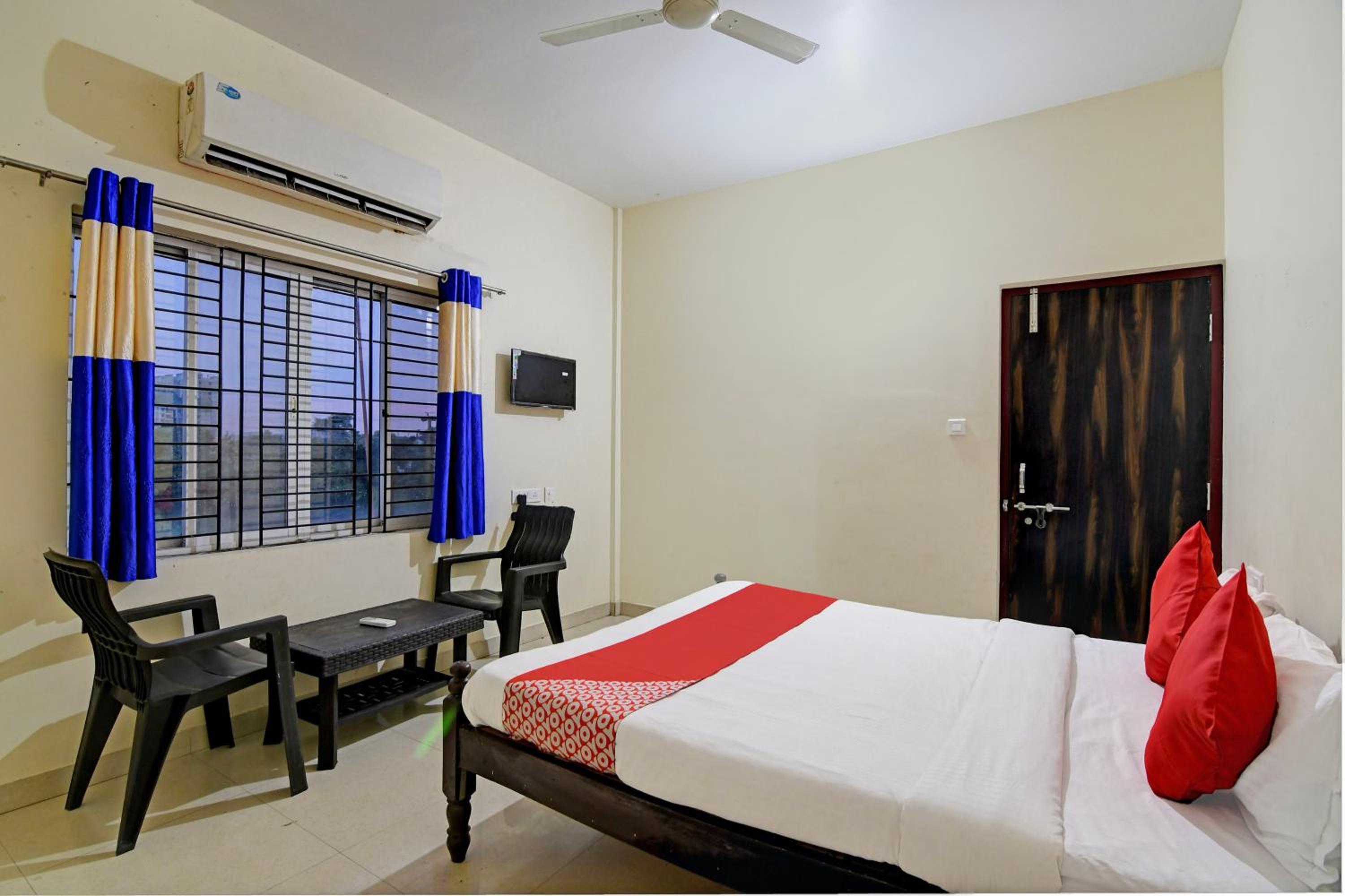 Classic Triple Room