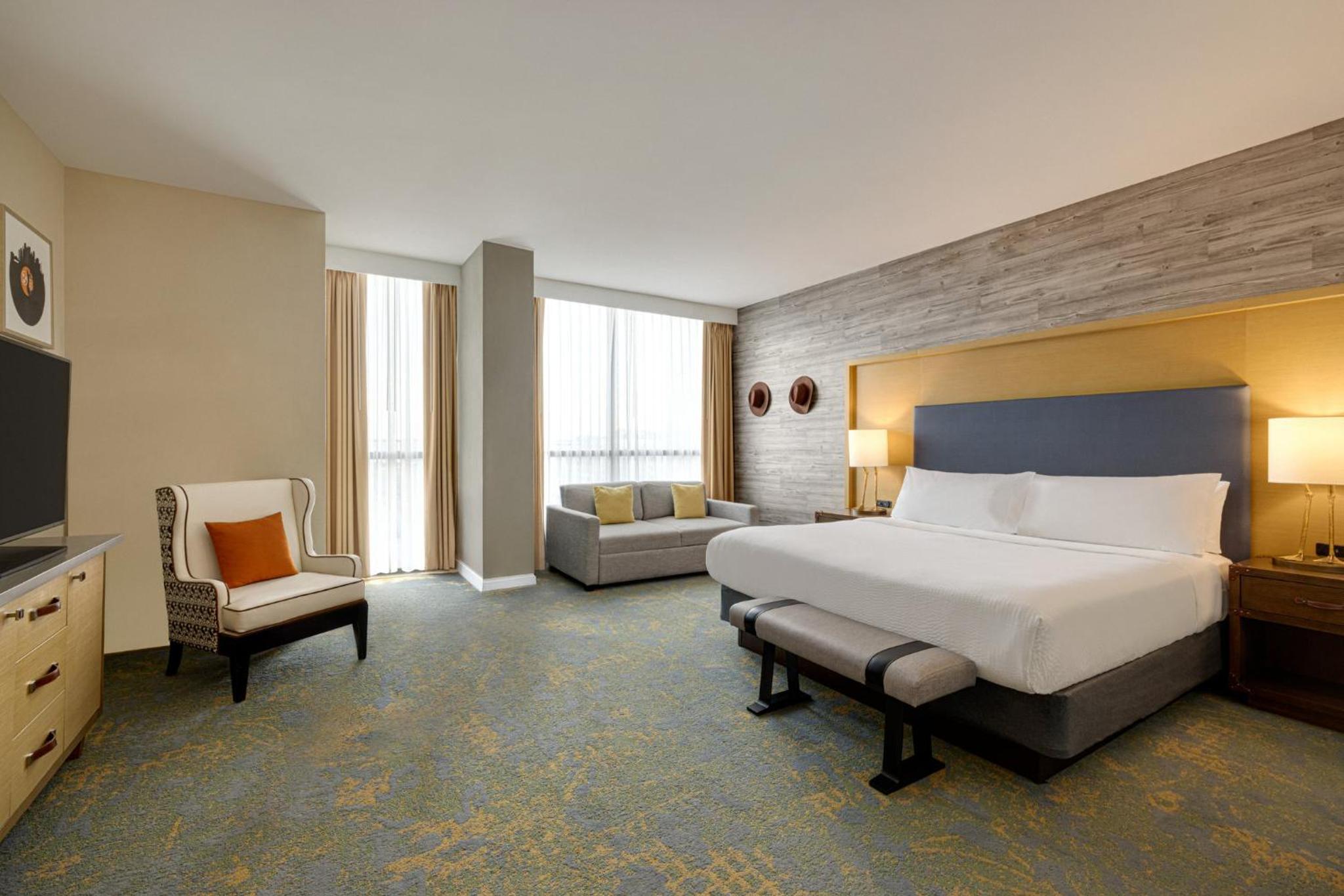 Premium King Room