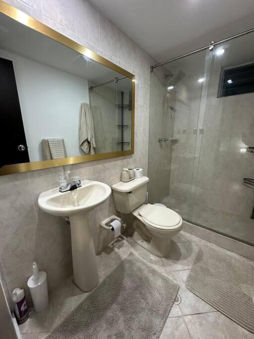 Three-Bedroom Apartment with Balcony photo 3