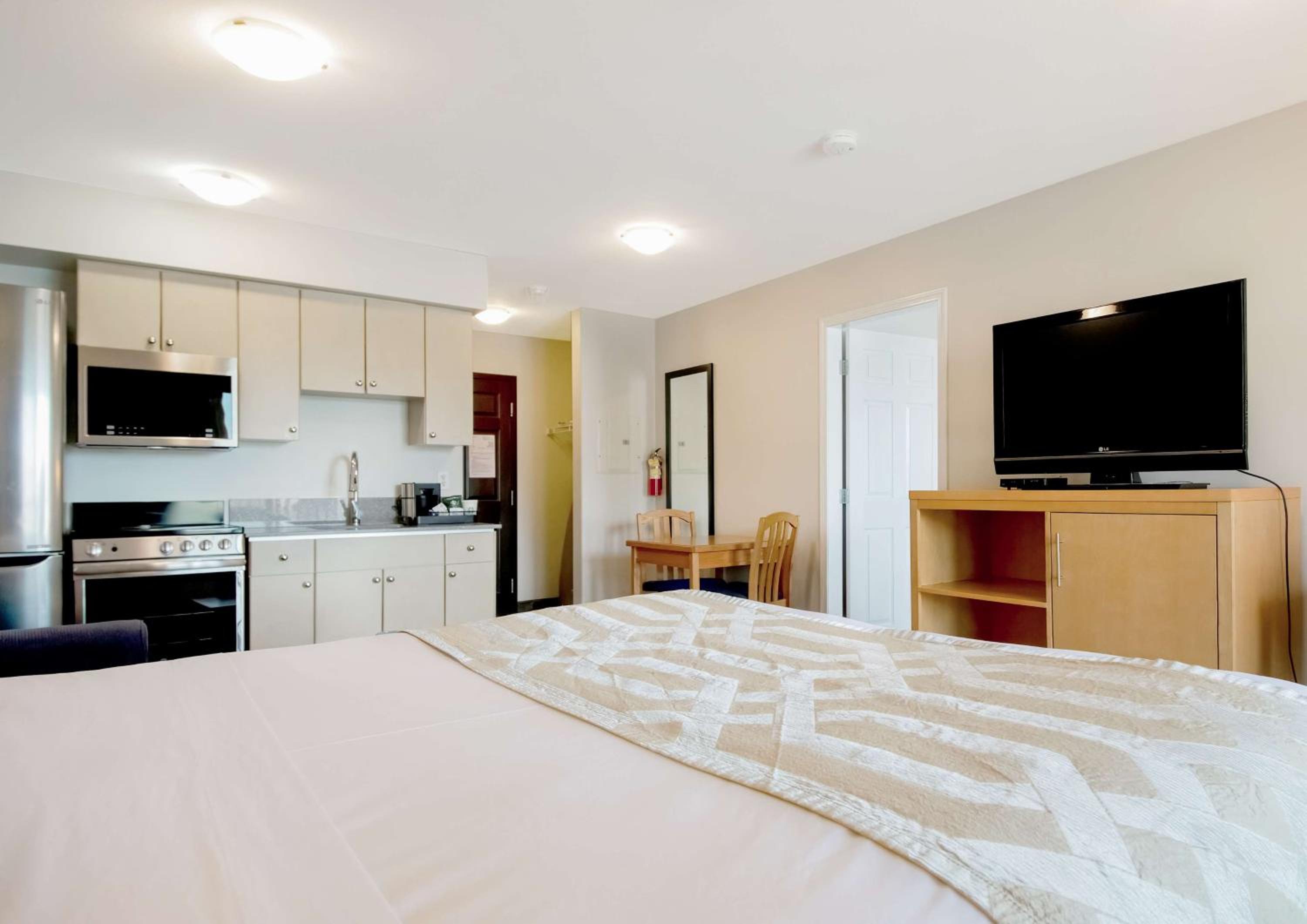 Coast Two Queens Pet Friendly