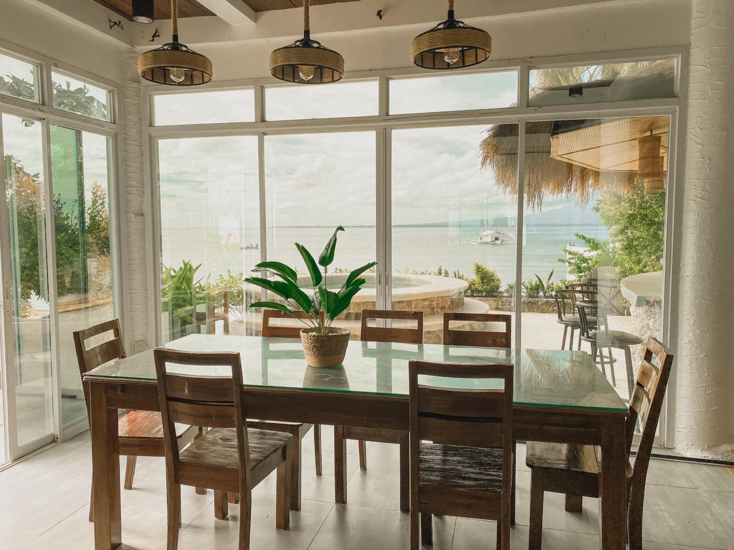 Villa - Beach Front - Photo 3