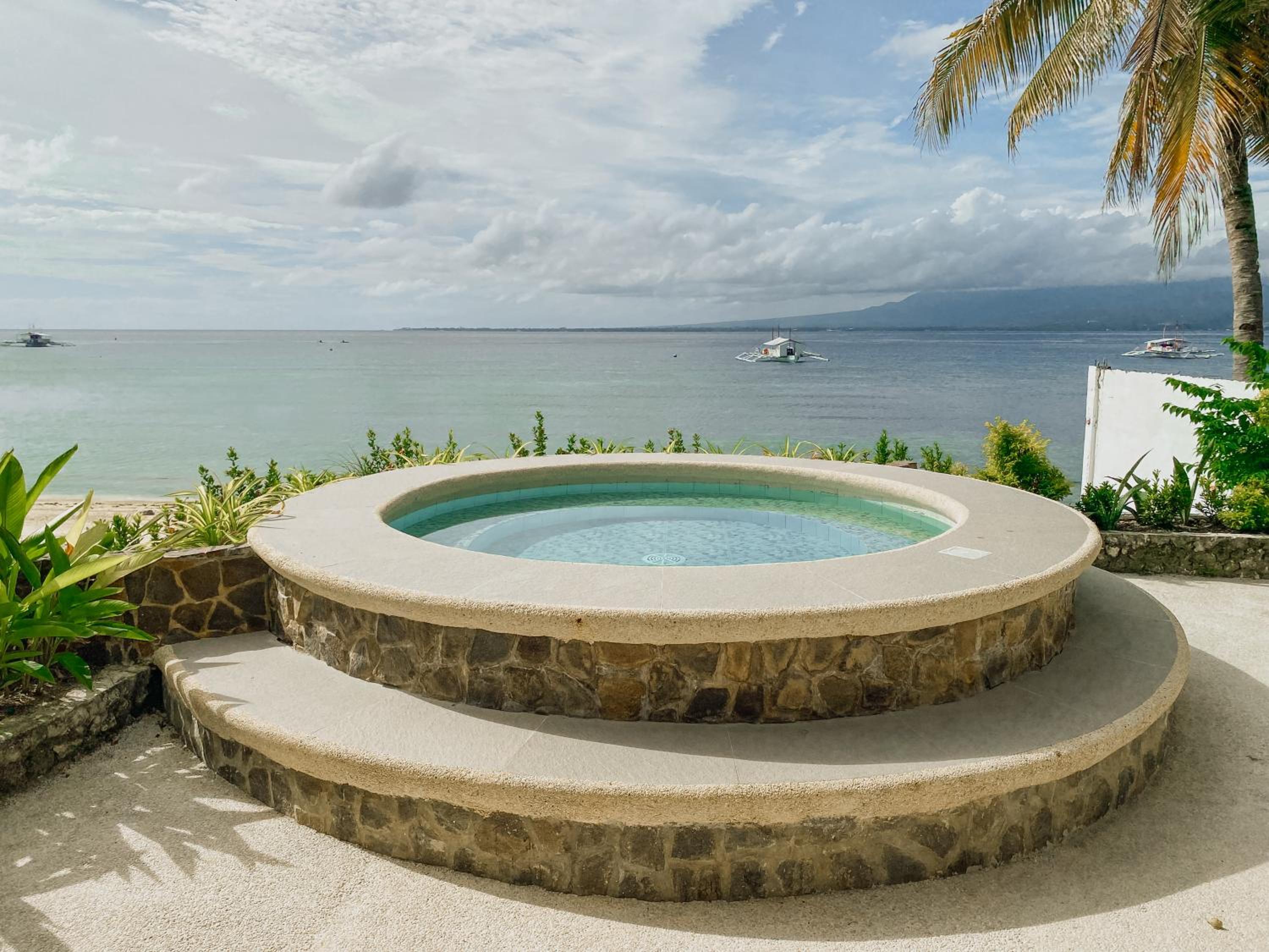 Villa - Beach Front - Photo 9