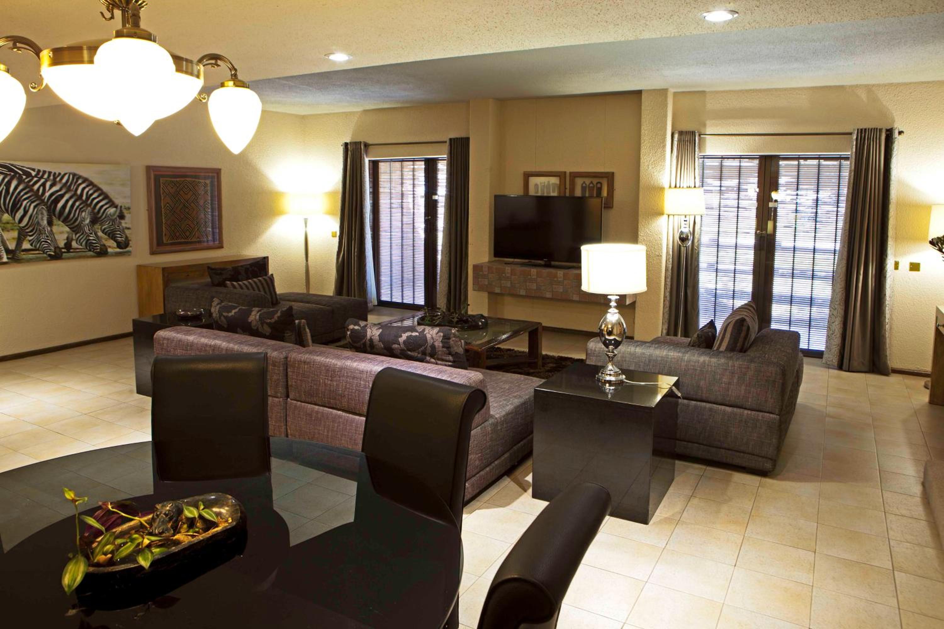 Deluxe Suite