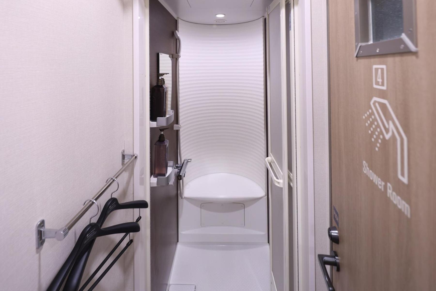 Capsule Room for Male - Lower - No Daily Cleaning