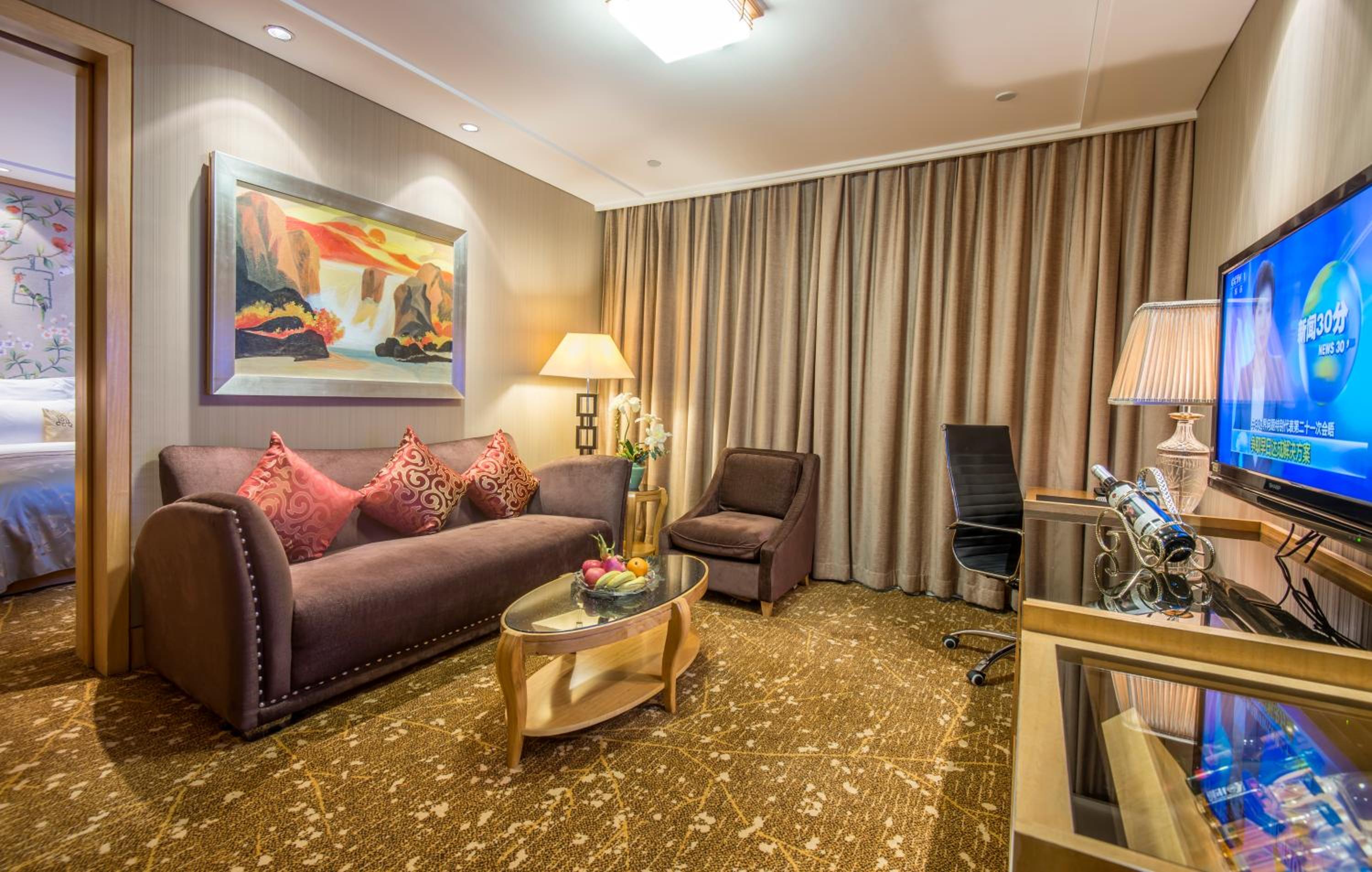 Queen Suite