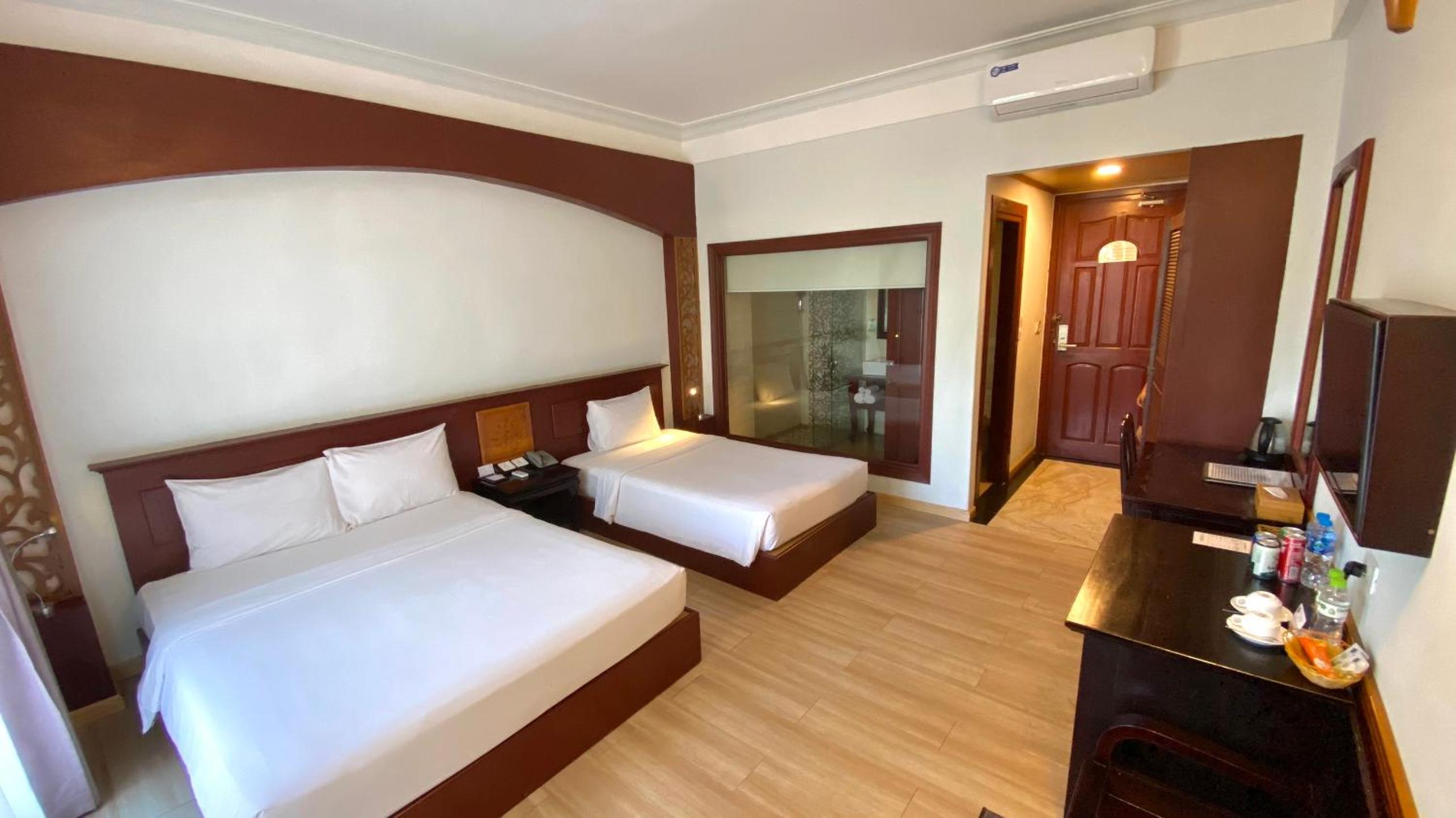 Superior Double or Twin Room with Garden View