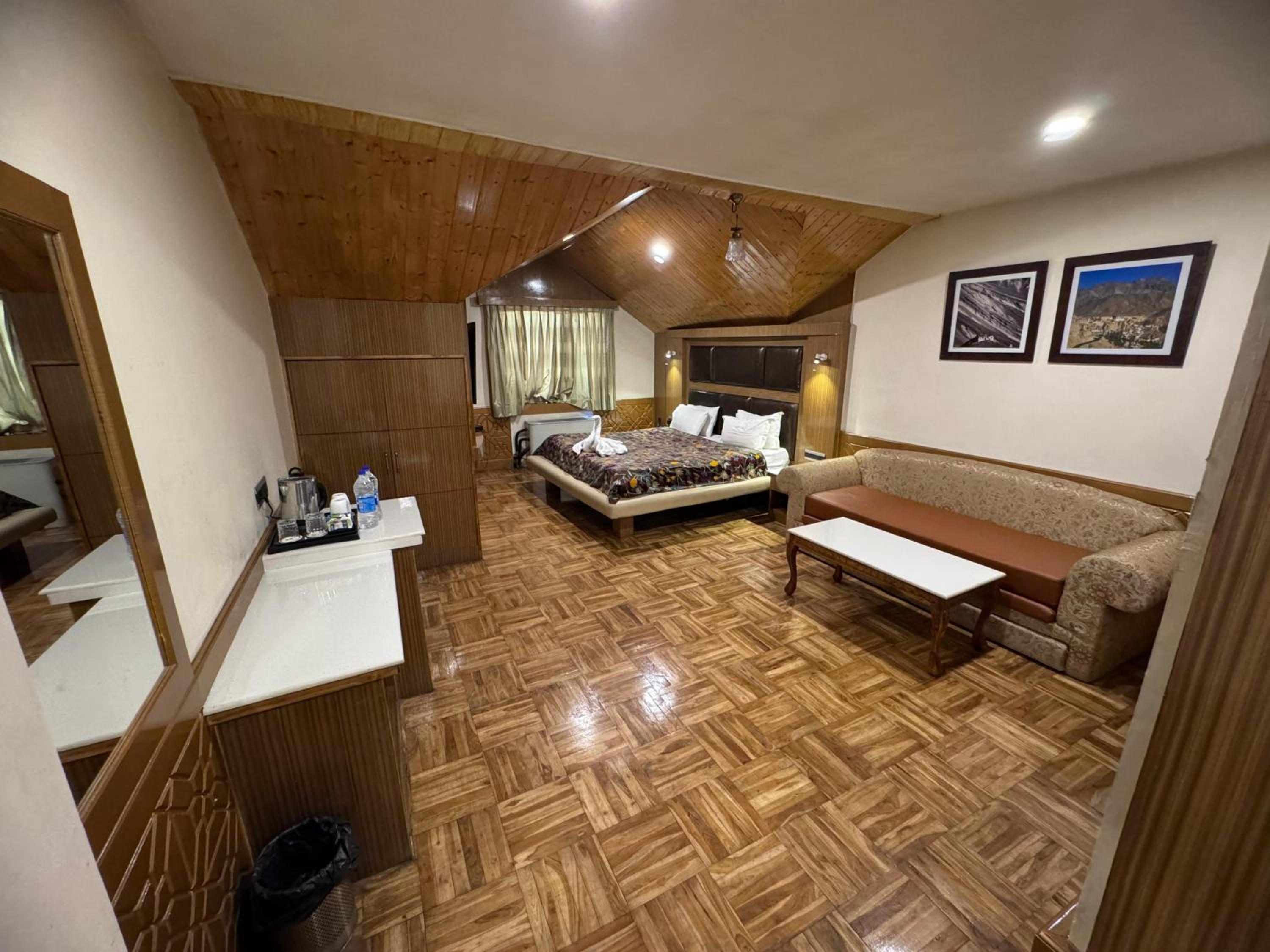 Executive Suite