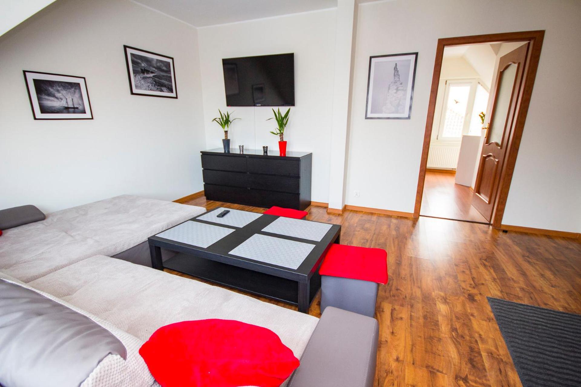 Studio with Sofa Bed - Photo 2