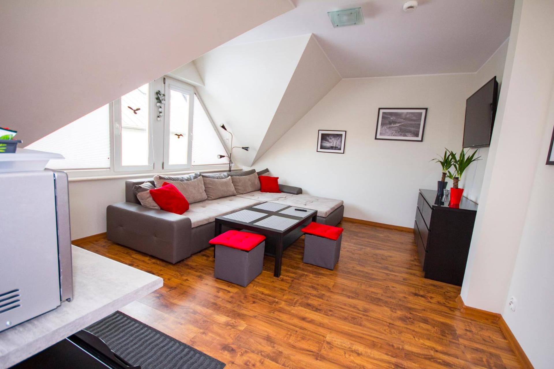 Studio with Sofa Bed - Photo 4