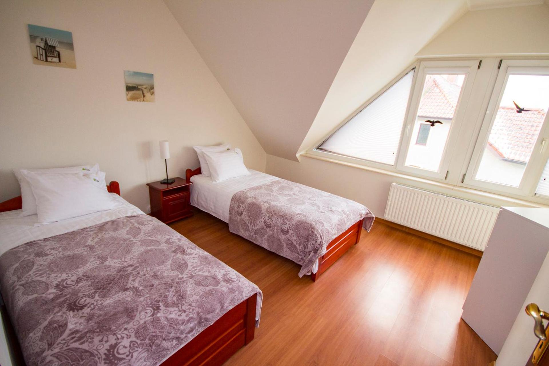 Studio with Sofa Bed - Photo 8