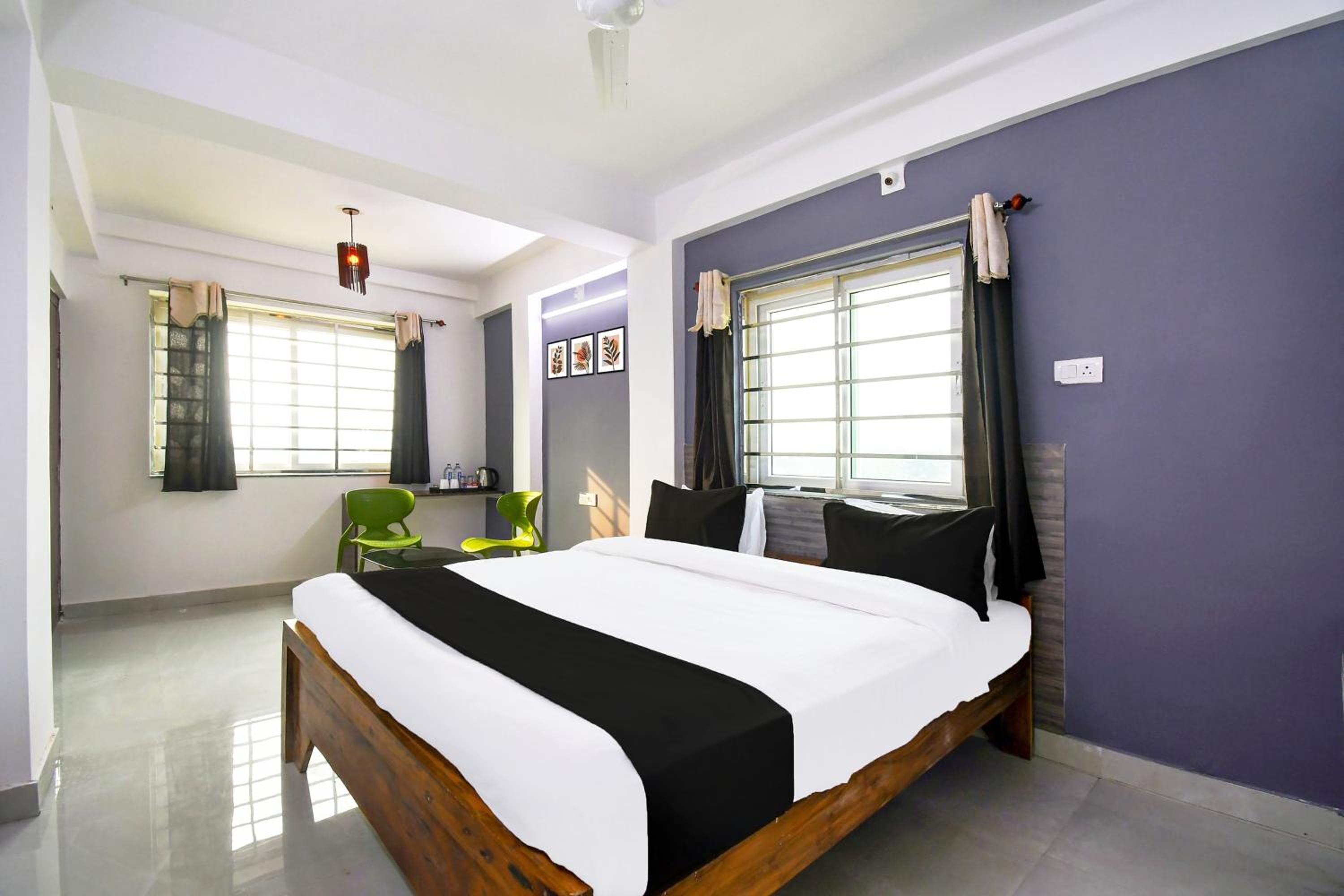 Classic Triple Room photo 1