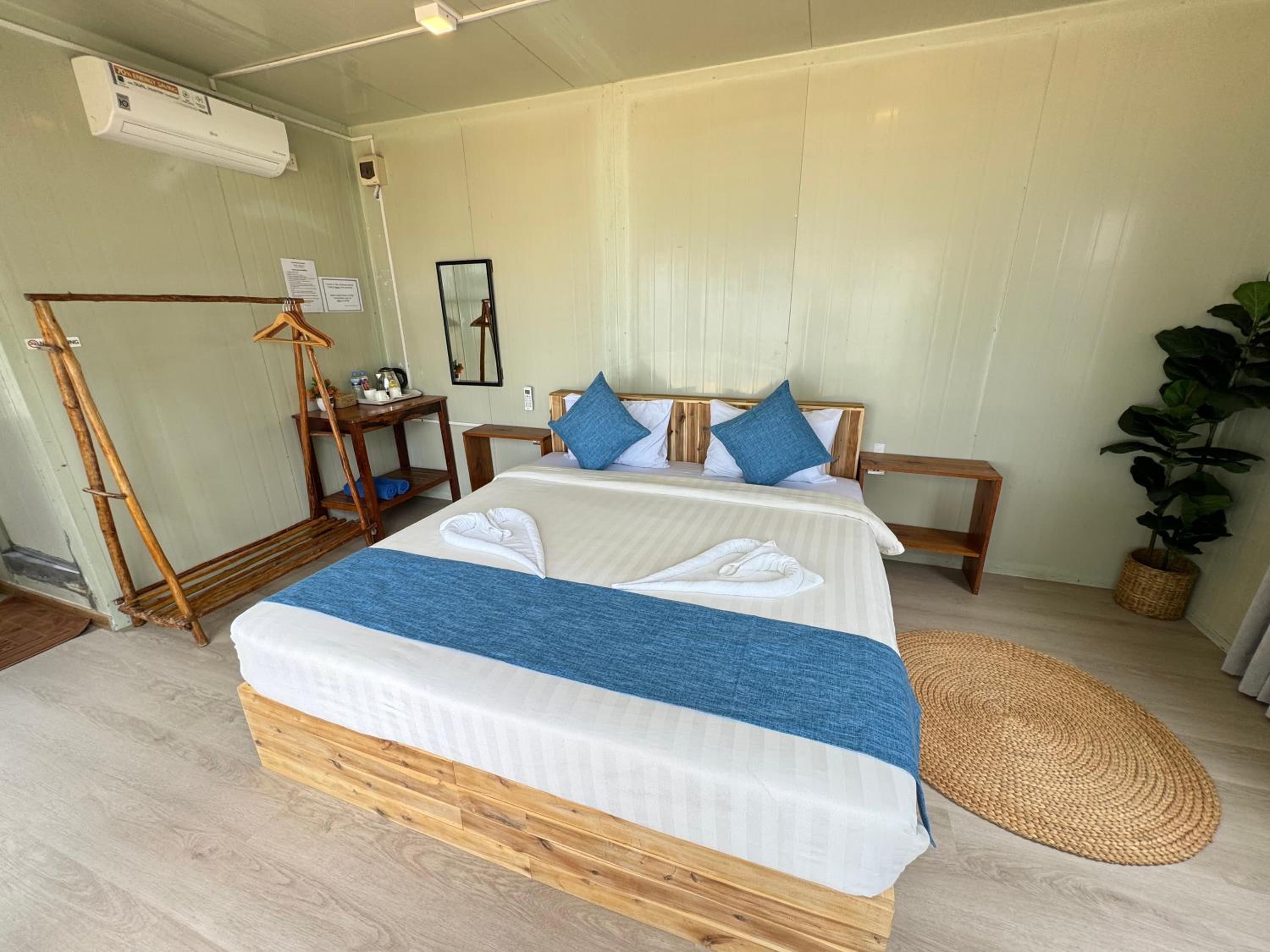 Bungalow with Sea View photo 2
