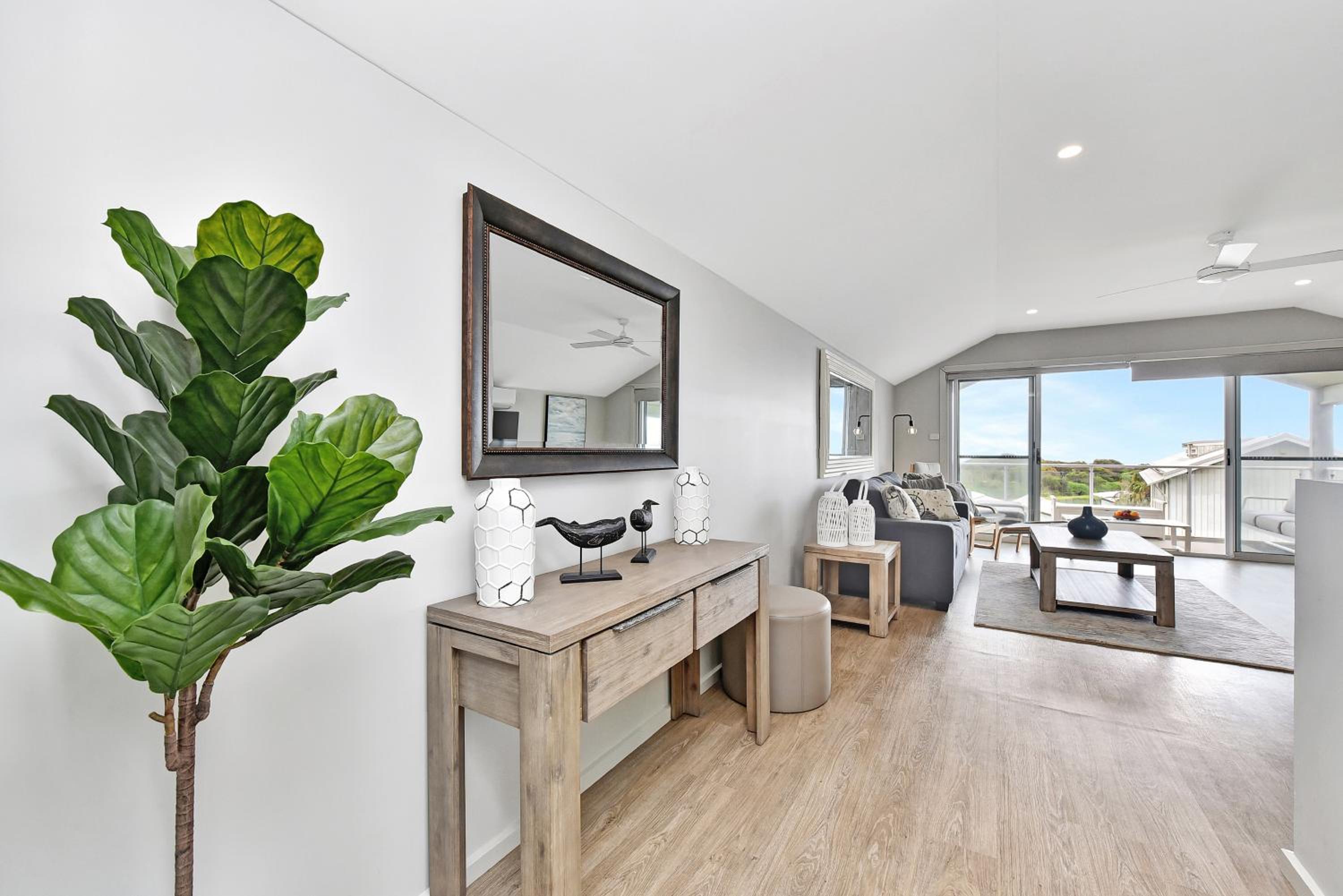 Two Bedroom Villa Beachside 21 photo 2