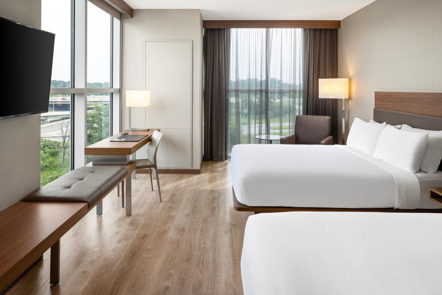 Premium Queen Room with Two Queen Beds and View - Photo 4
