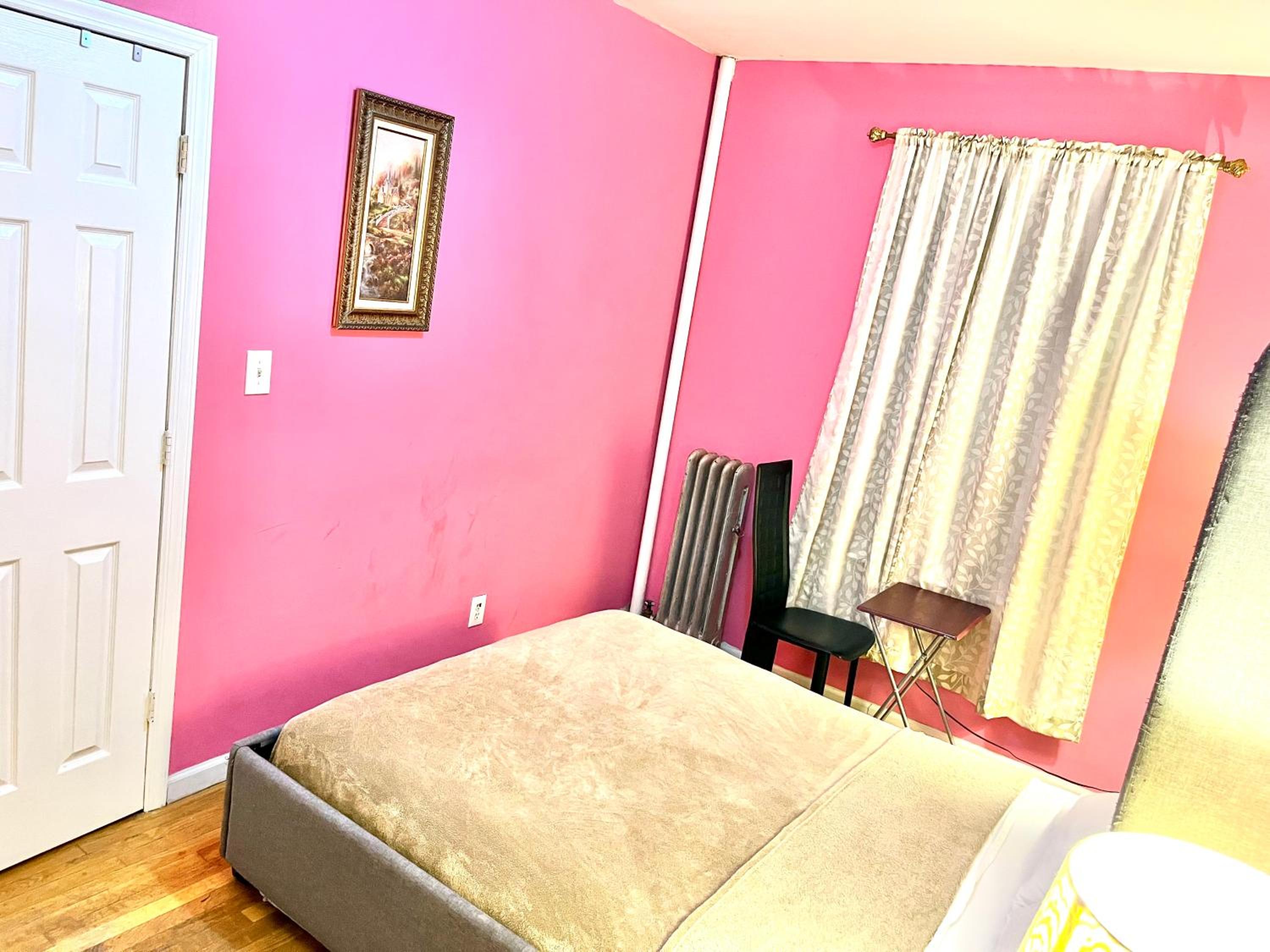 Standard Double Room With Shared Bathroom photo 1