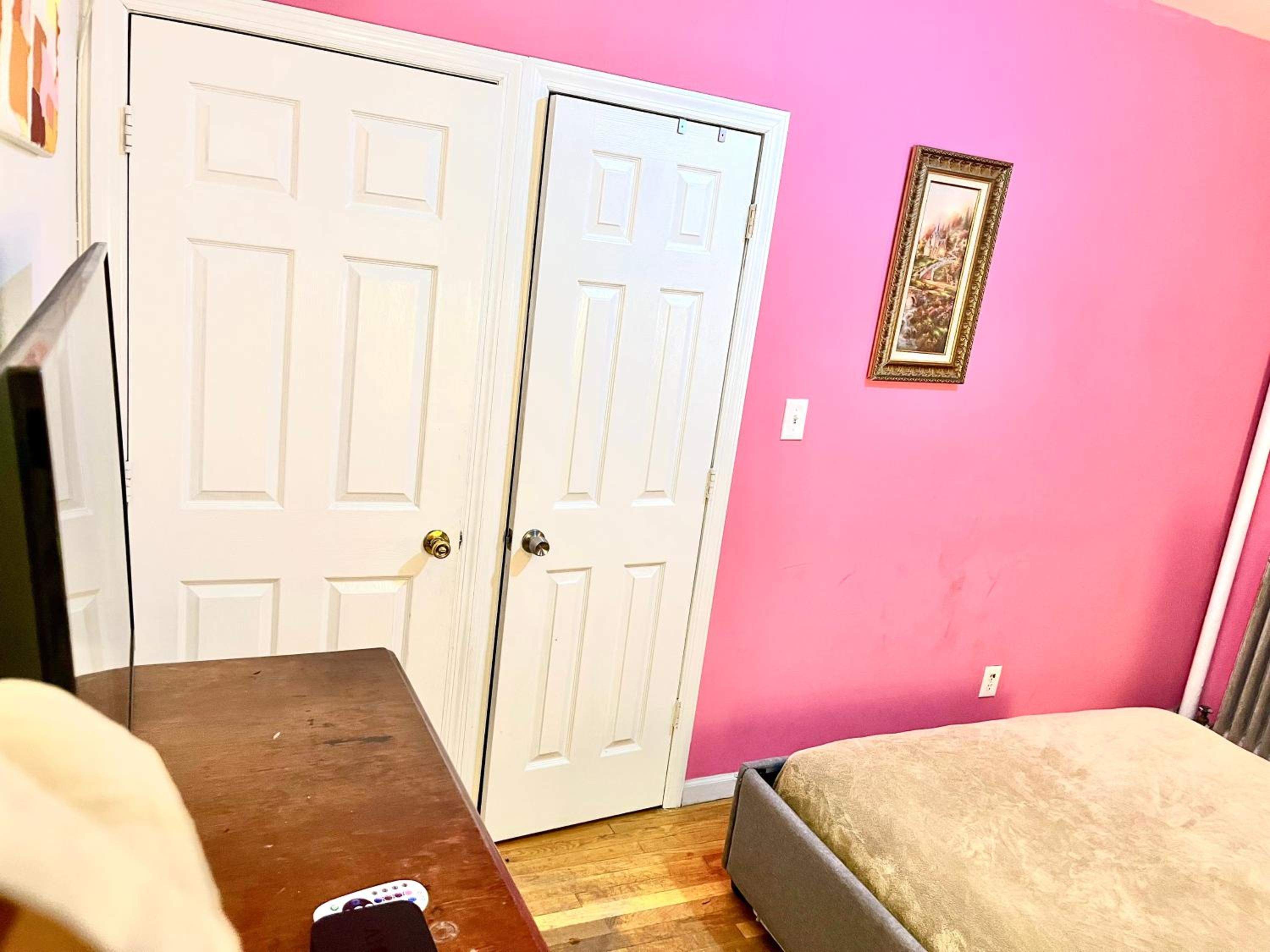 Standard Double Room With Shared Bathroom photo 2